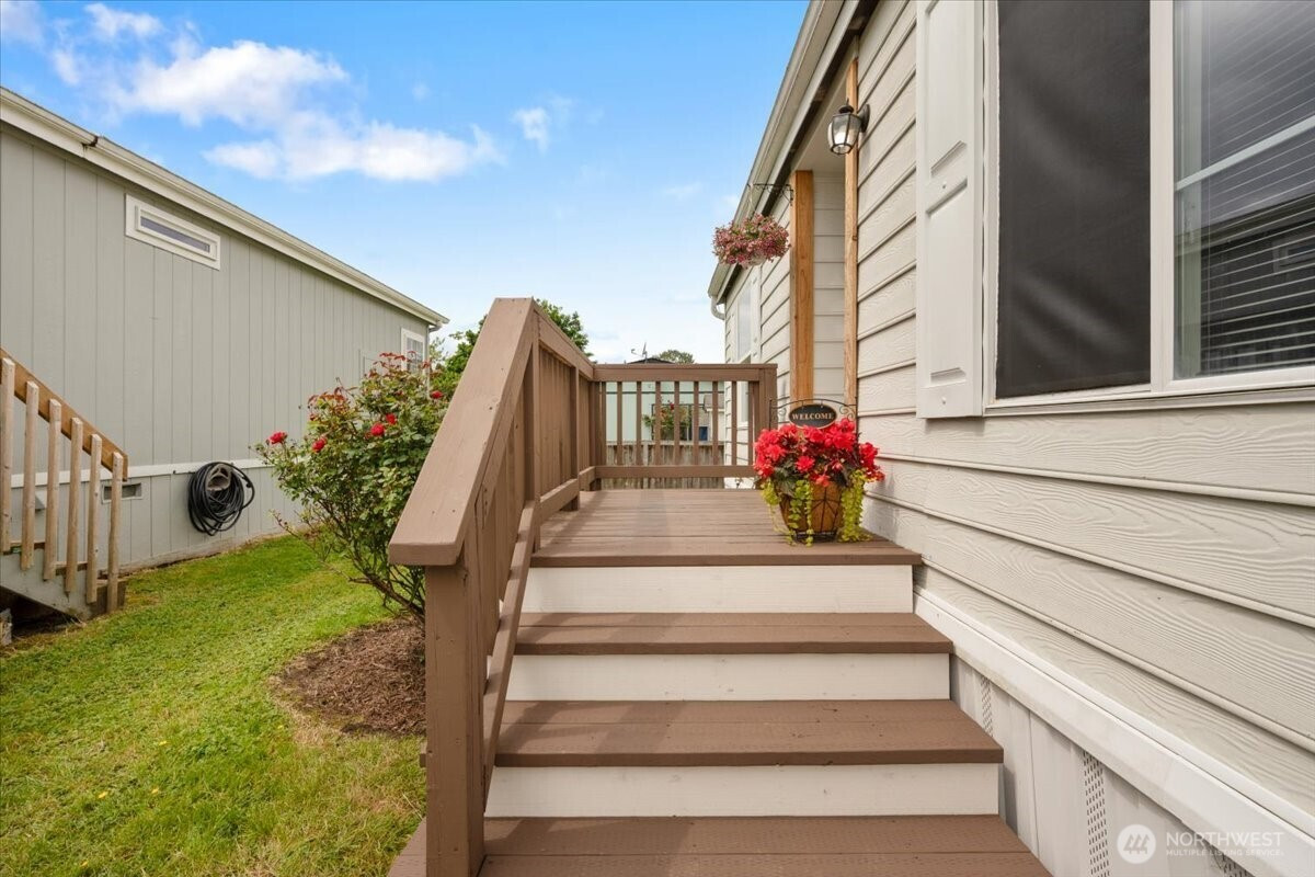 300 Park Avenue, Buckley, WA 98321