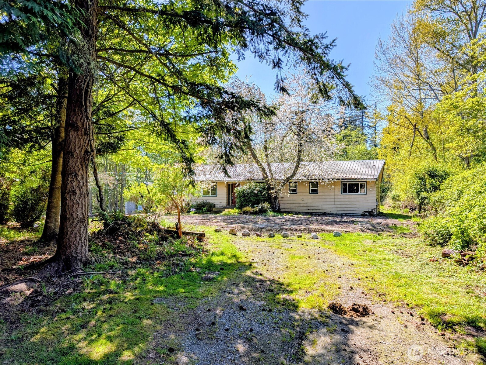 511 S Beach Road, Point Roberts, WA 98281