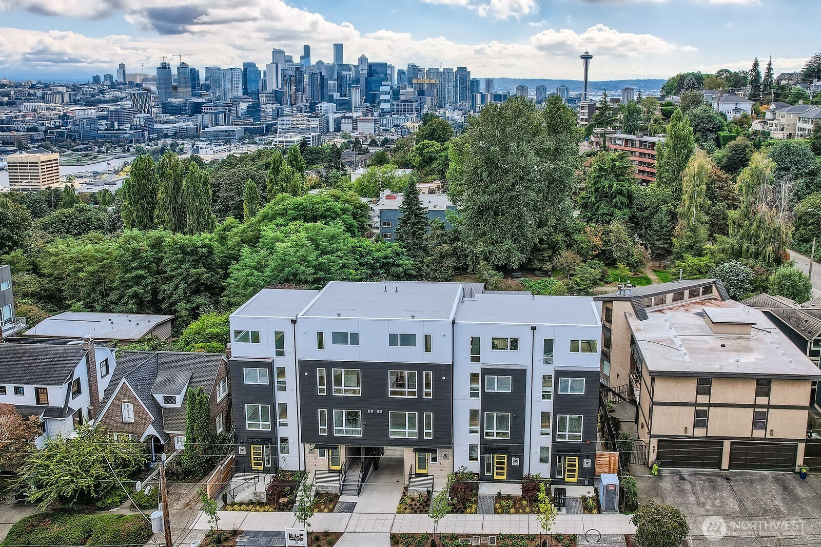 515 Howe, Seattle, WA 98109