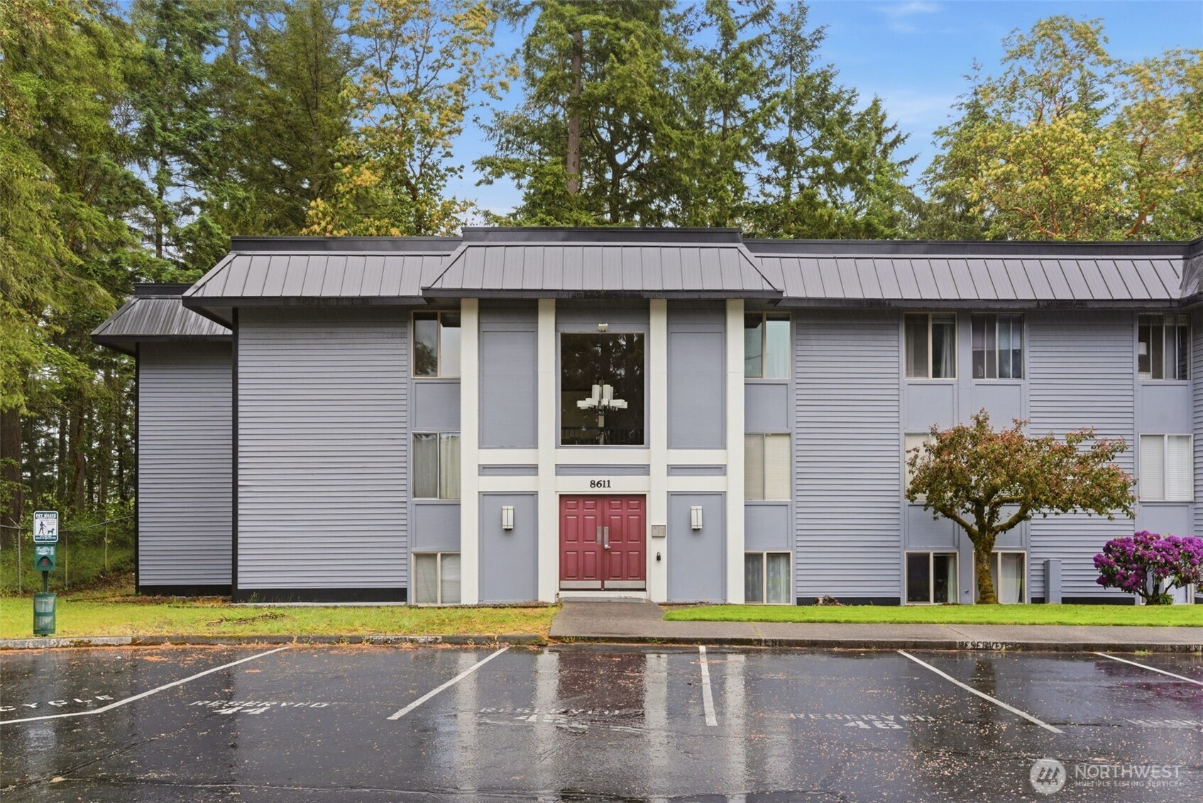 8611 Zircon Drive SW, Lakewood, WA 98498