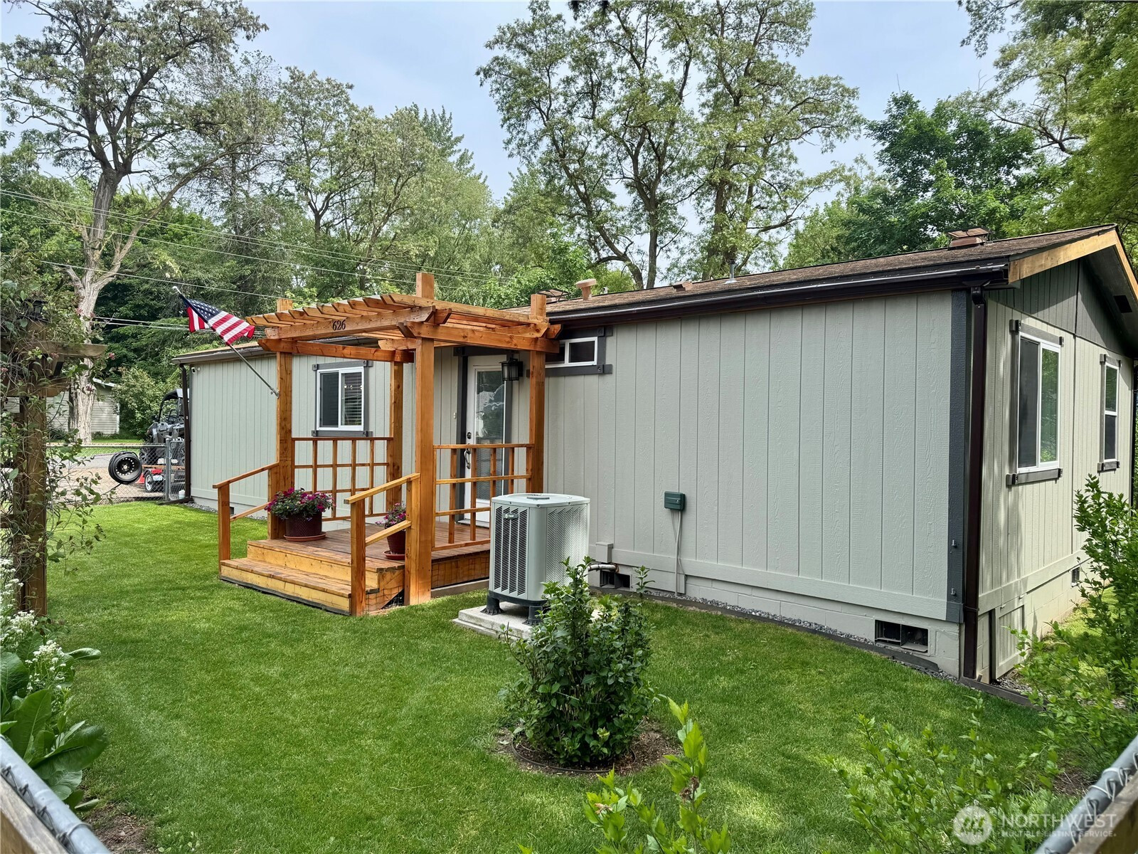 626 E Richmond Avenue, Dayton, WA 99328