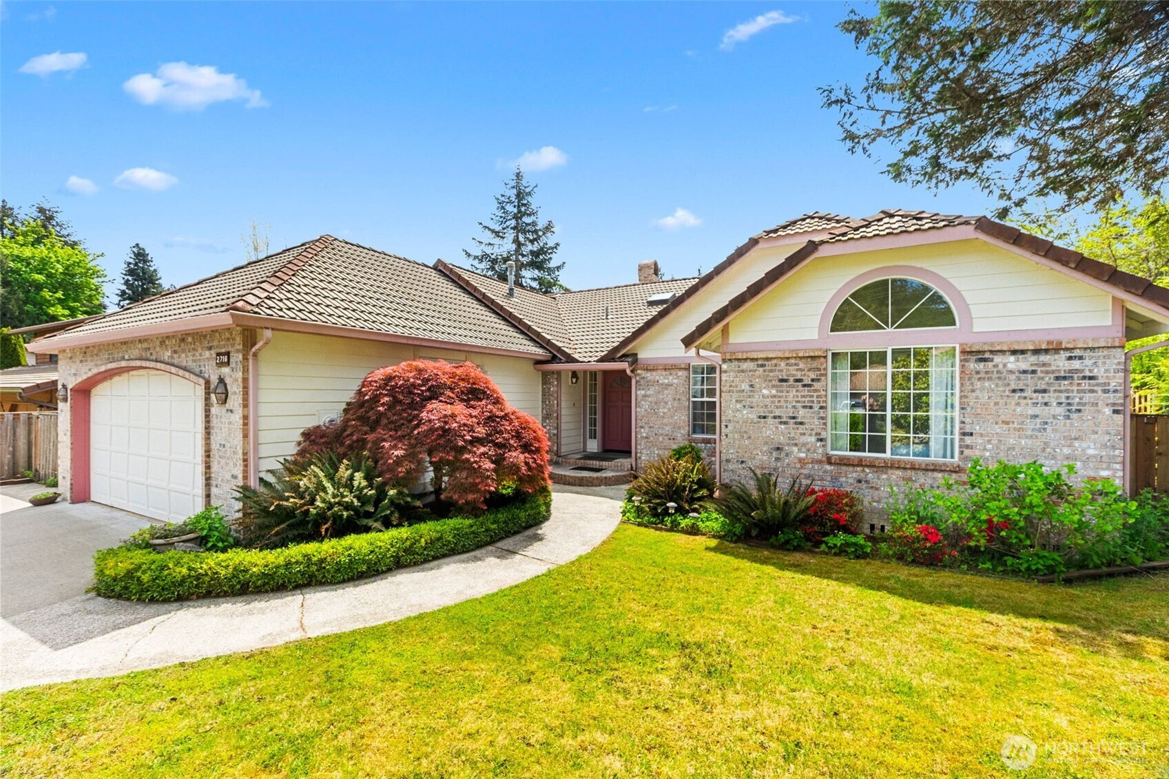 2716 Walnut Loop NW, Olympia, WA 98502