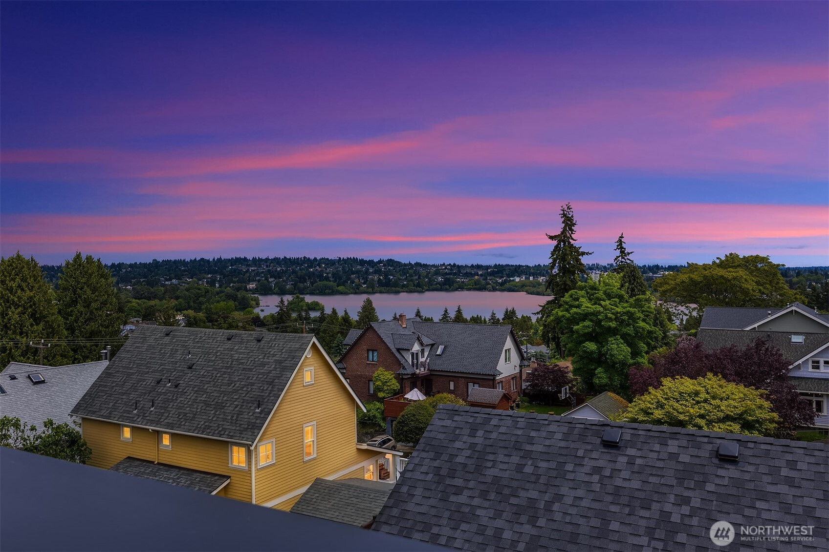 516 N 61st Street, Seattle, WA 98103