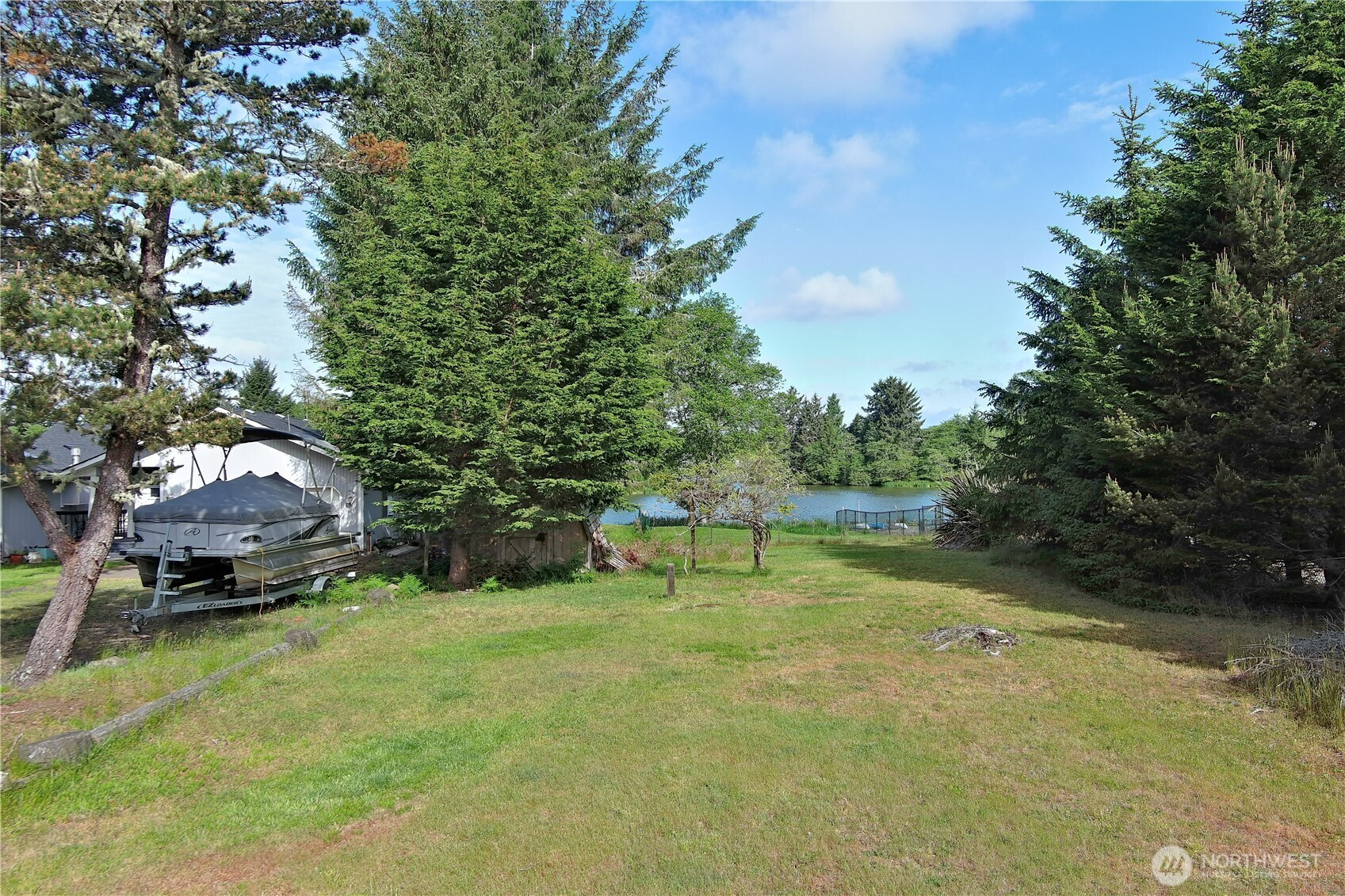 579 Blue Wing Loop SE, Ocean Shores, WA 98569