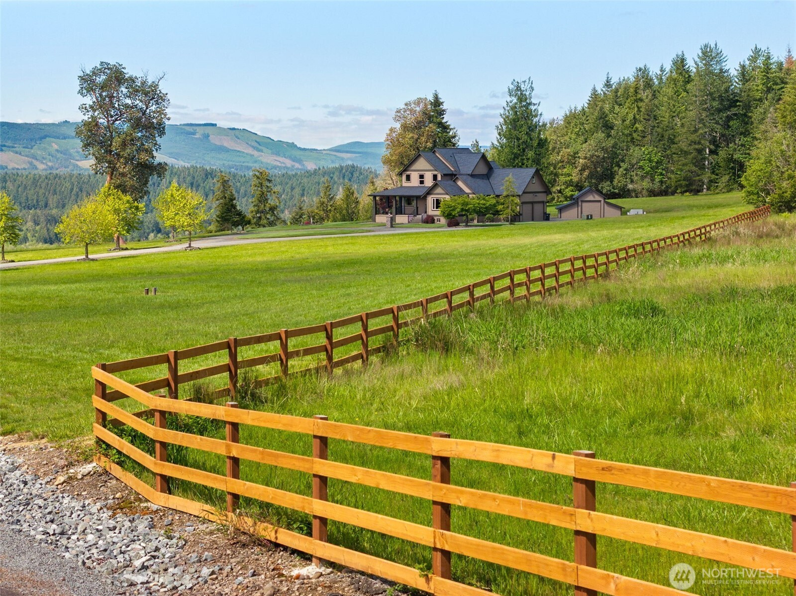 44414 14th Avenue E, Eatonville, WA 98328
