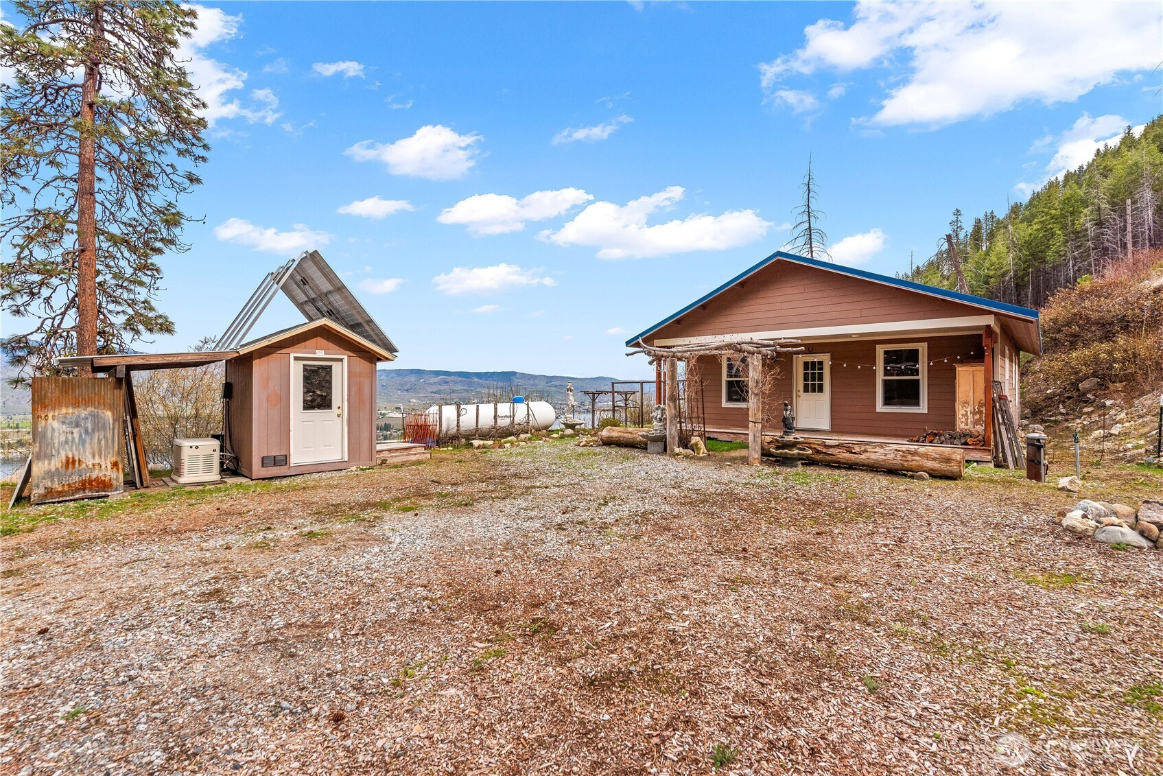 109 Granit Falls Road, Chelan, WA 98816
