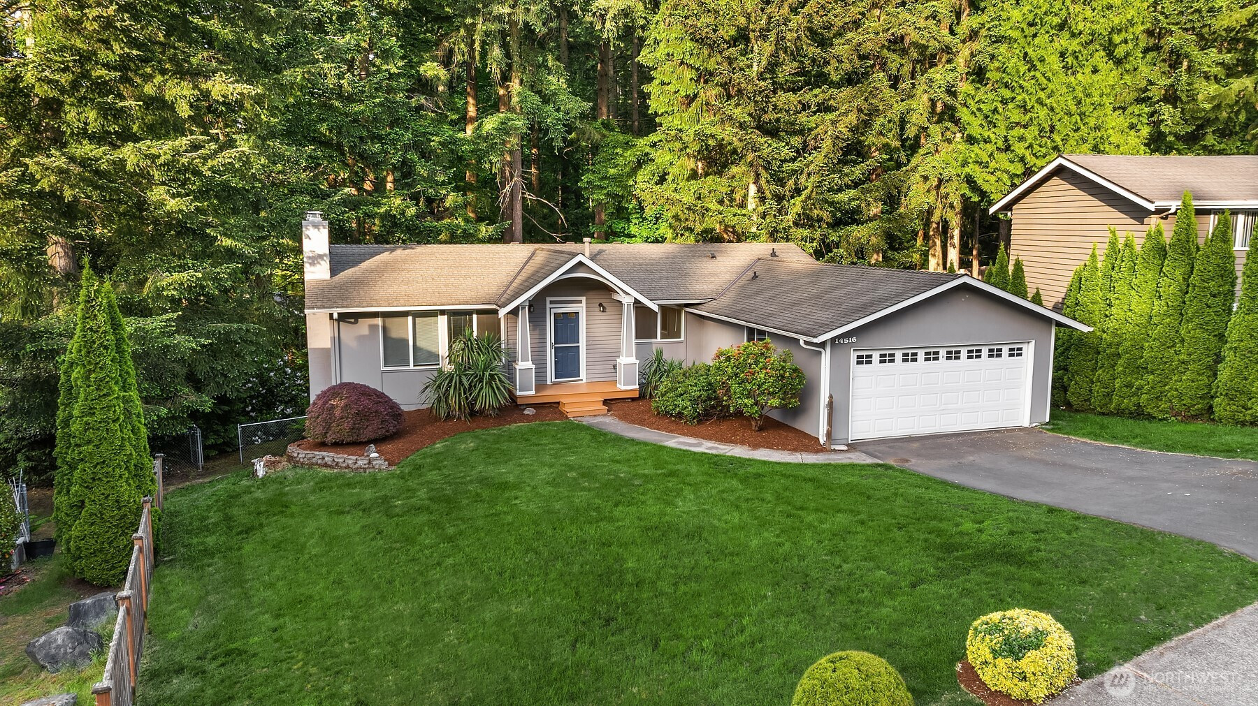 14516 119th Avenue NE, Kirkland, WA 98034
