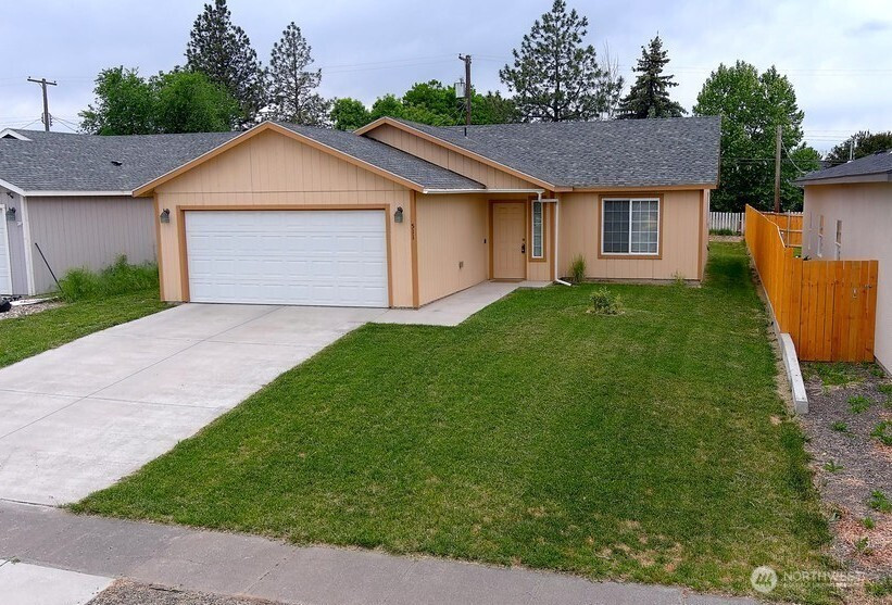 511 S Main Street, Warden, WA 98857