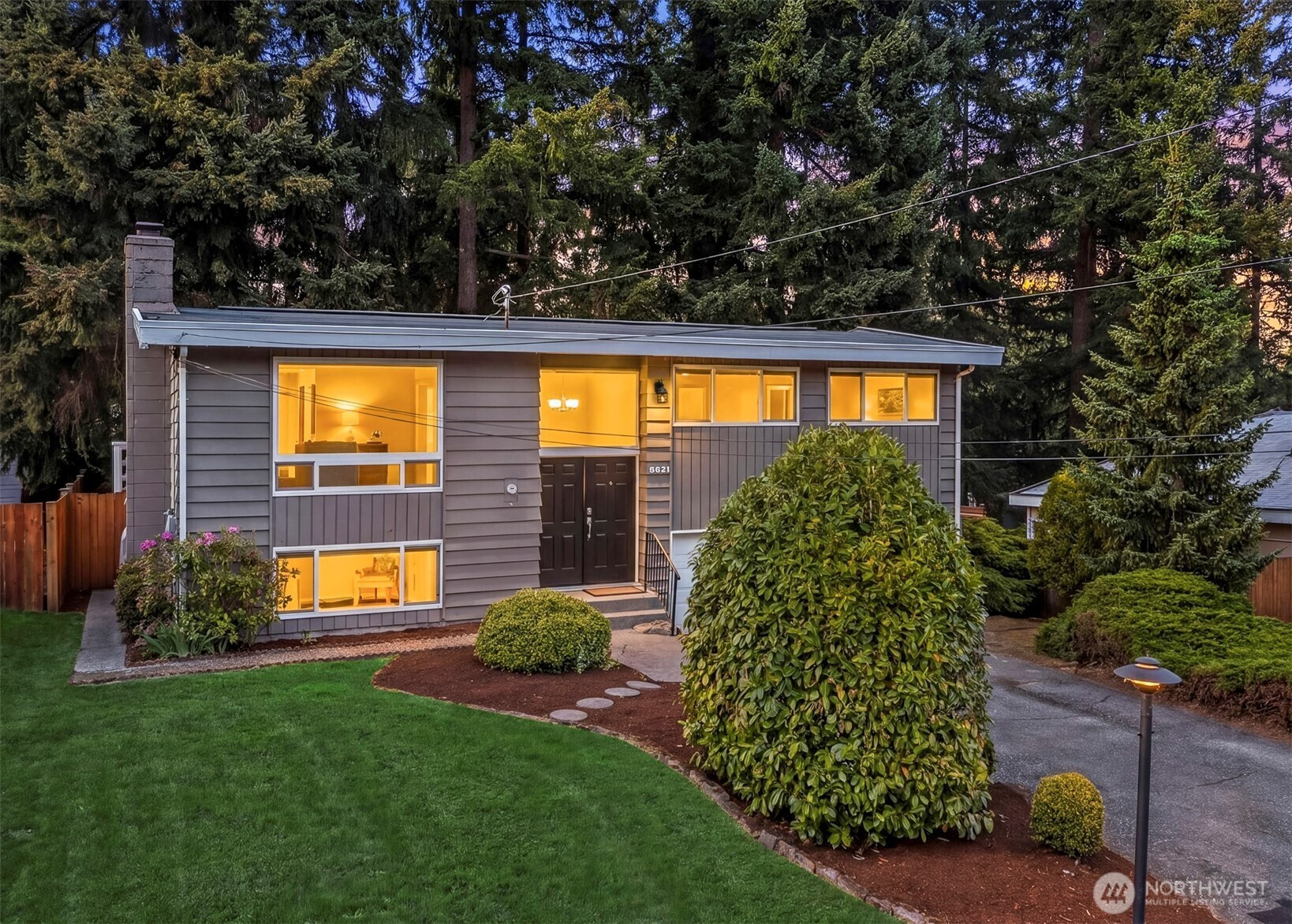 5621 178th Place SW, Lynnwood, WA 98037