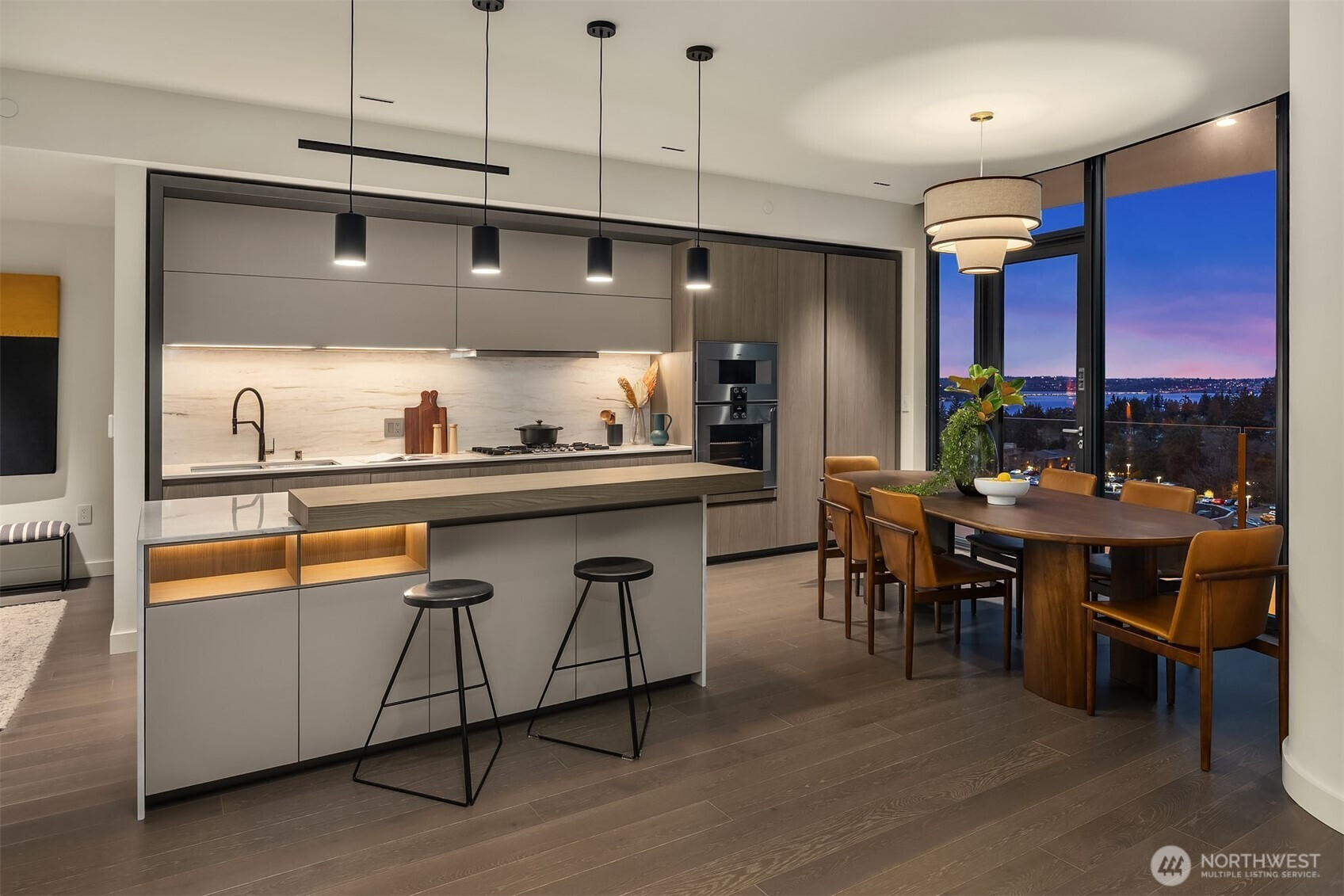 838 Avenue Square NE, Bellevue, WA 98004