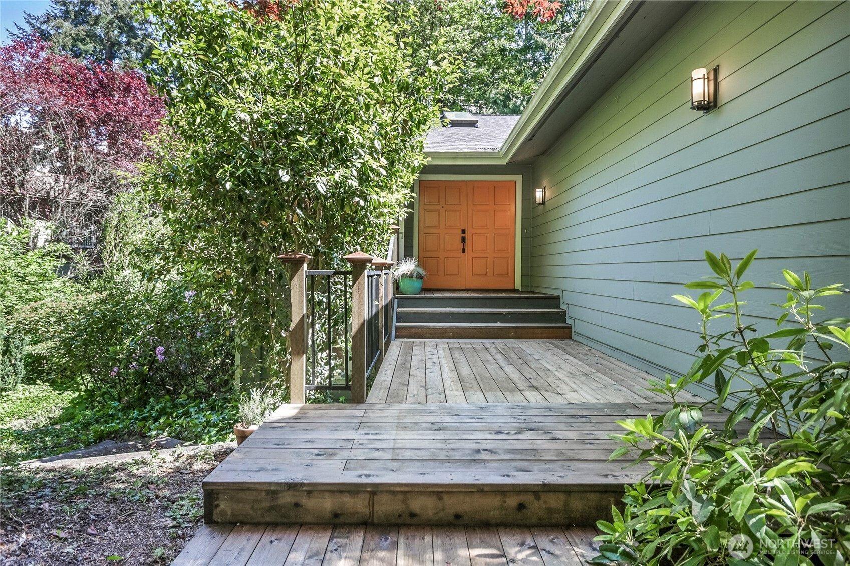 760 W Sunset Way, Issaquah, WA 98027