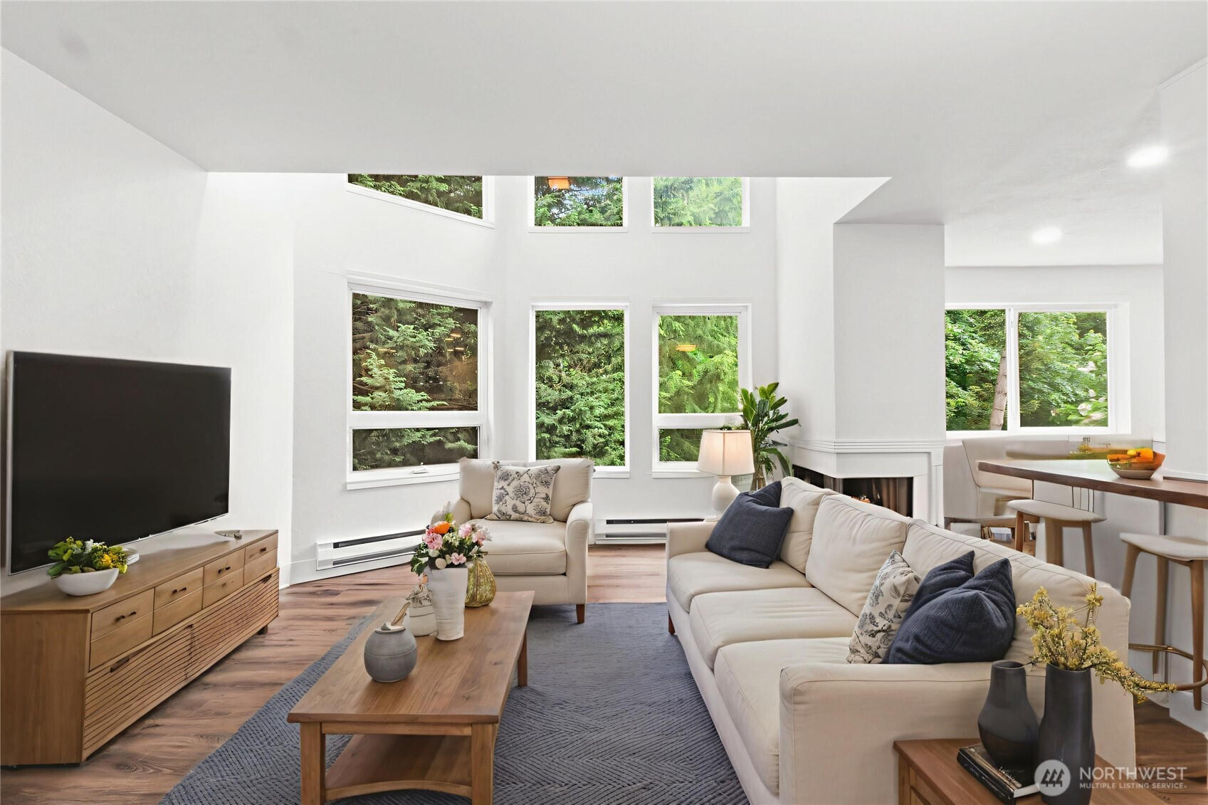3423 W Government Way, Seattle, WA 98199