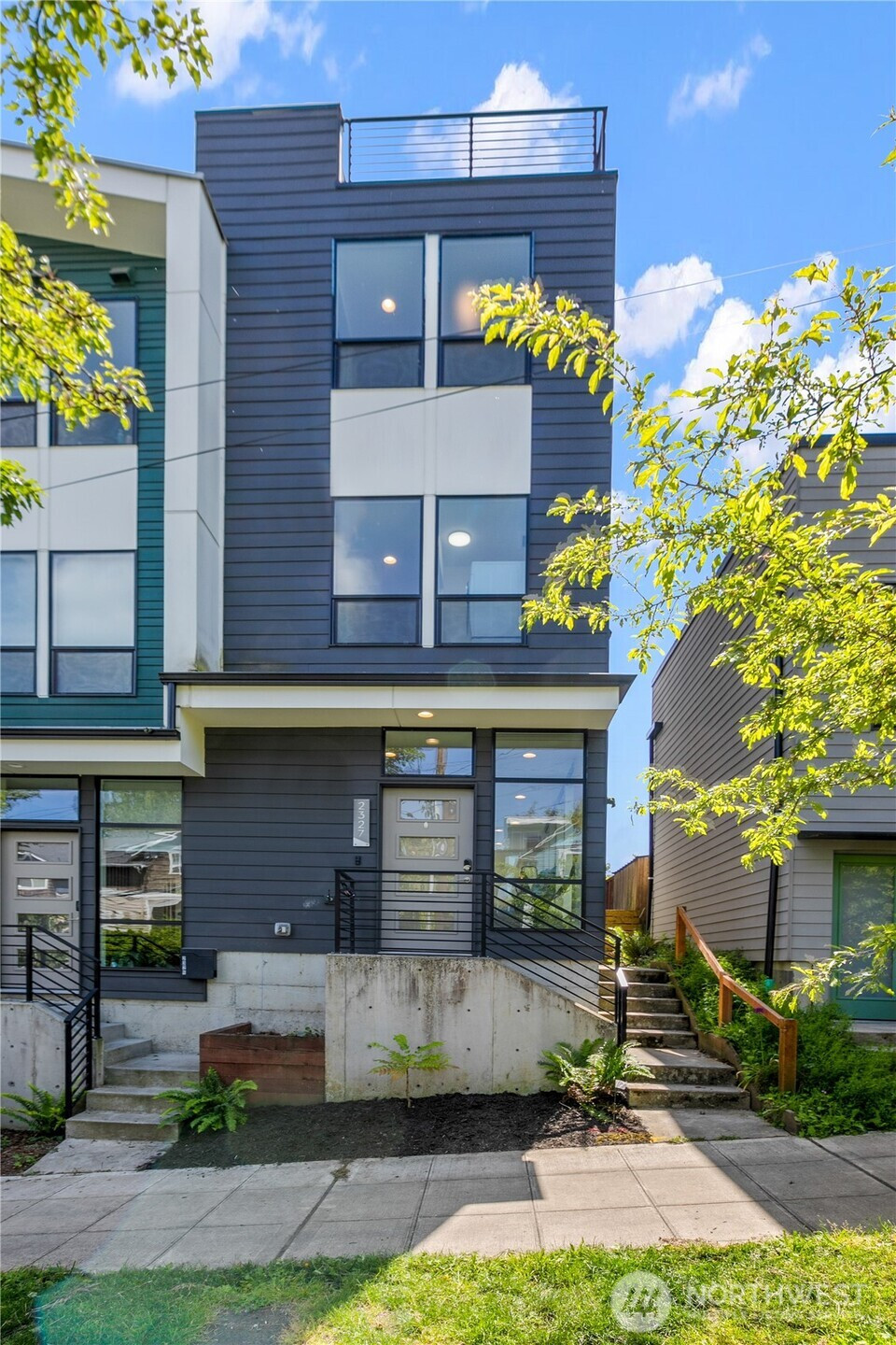 2327 E Denny Way, Seattle, WA 98122