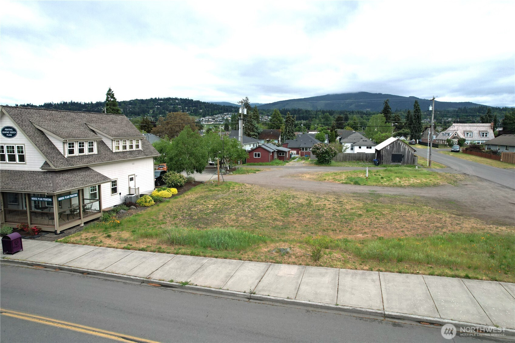 177 W Bell Street, Sequim, WA 98382
