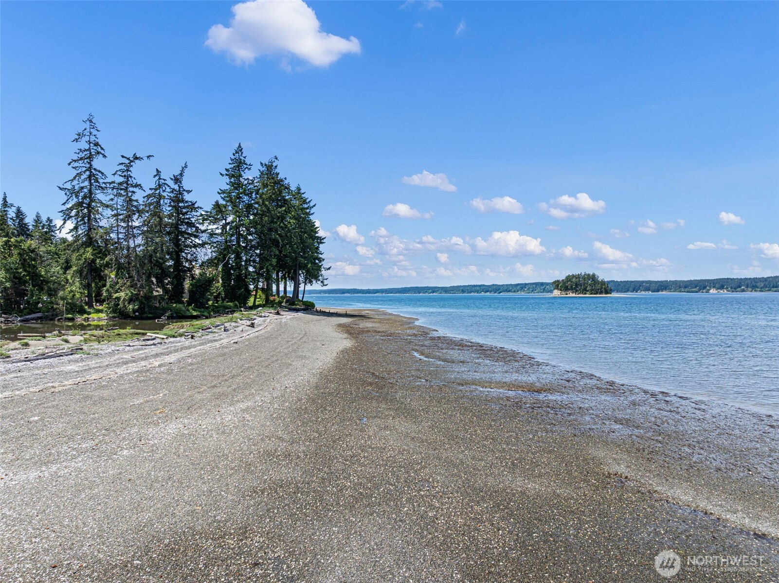 10102 Rosedale Bay Court NW, Gig Harbor, WA 98335