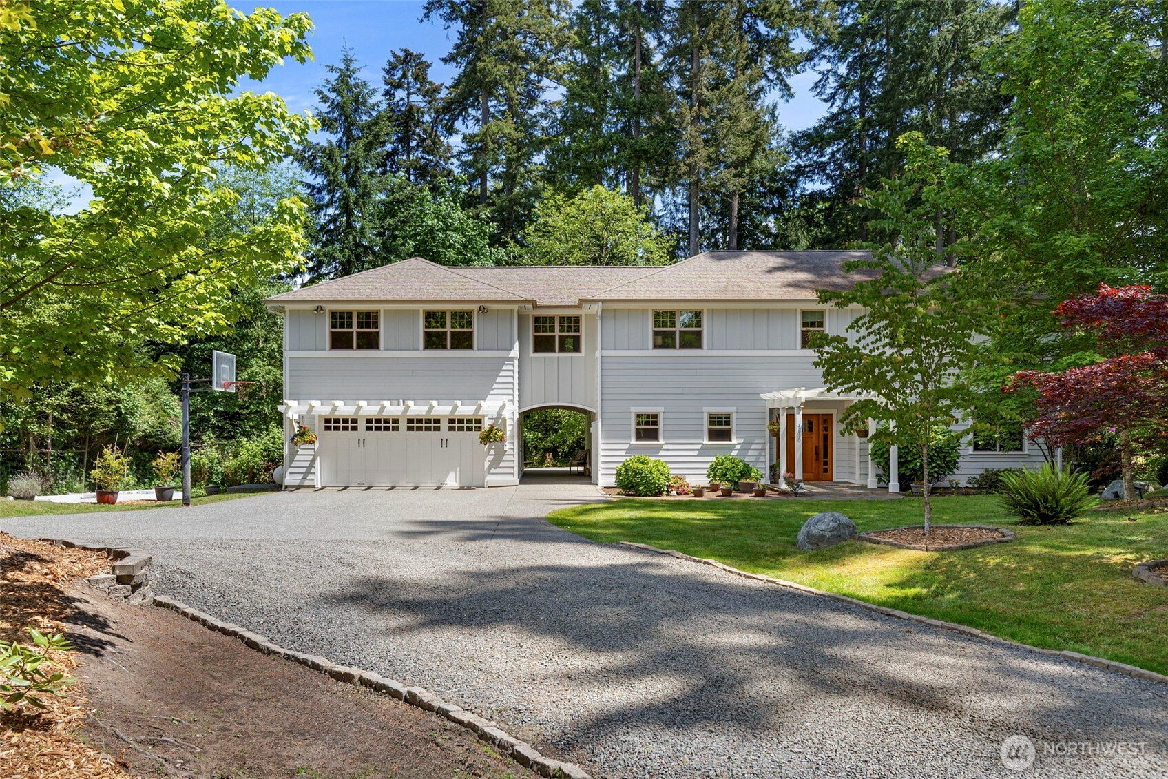 4810 Rose Avenue NE, Bainbridge Island, WA 98110