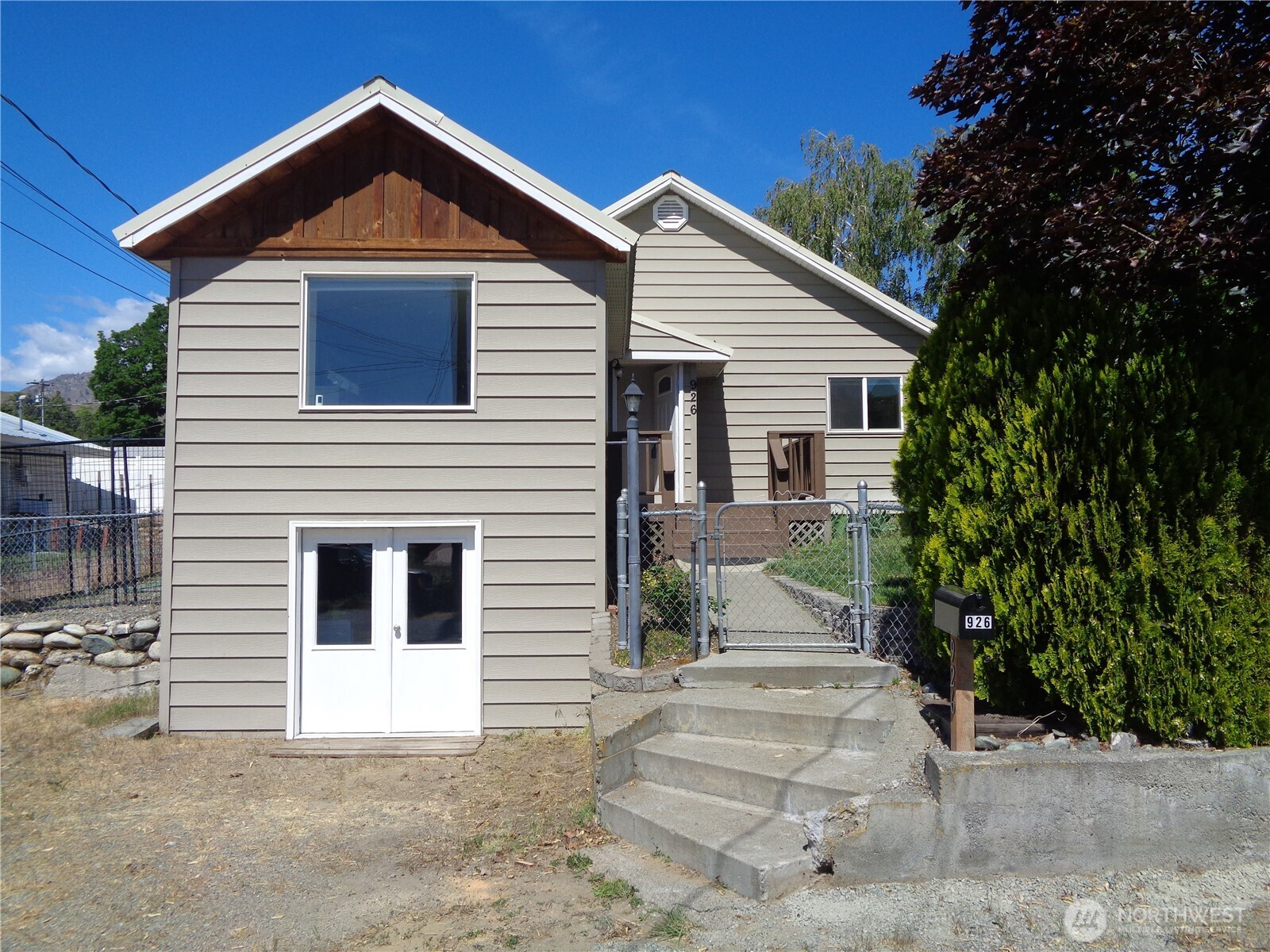 926 4th Avenue S, Okanogan, WA 98840