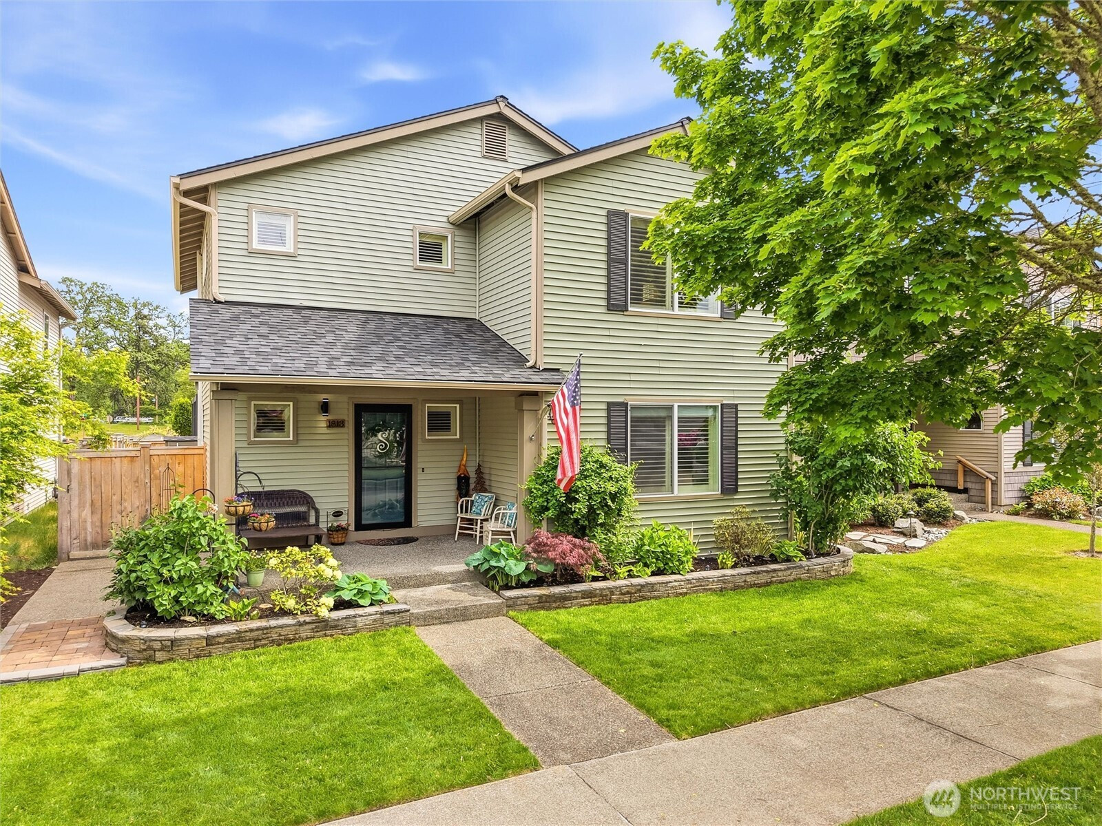 1813 Charles Street, Dupont, WA 98327