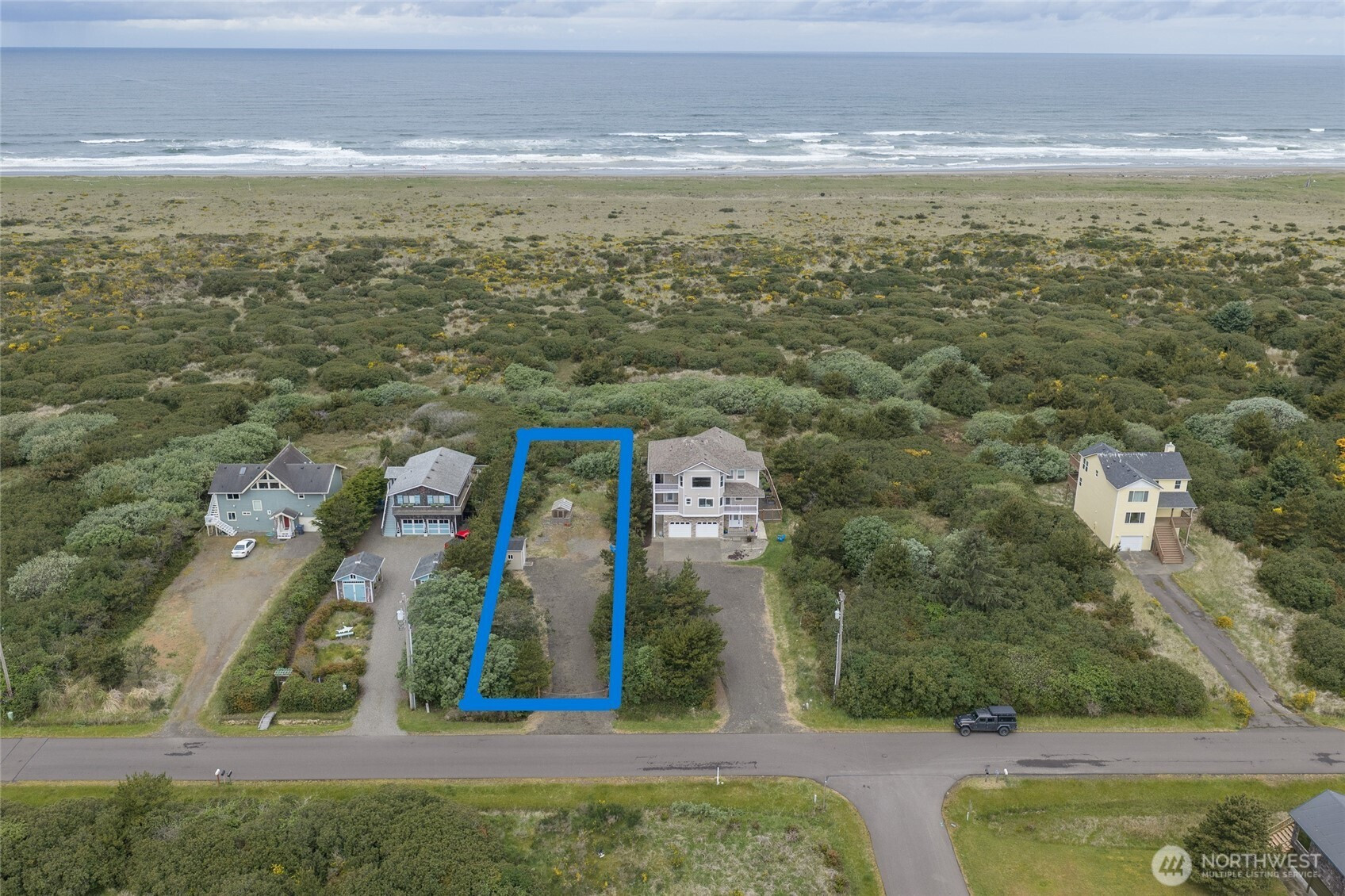 773 S Sand Dune Avenue SW, Ocean Shores, WA 98569