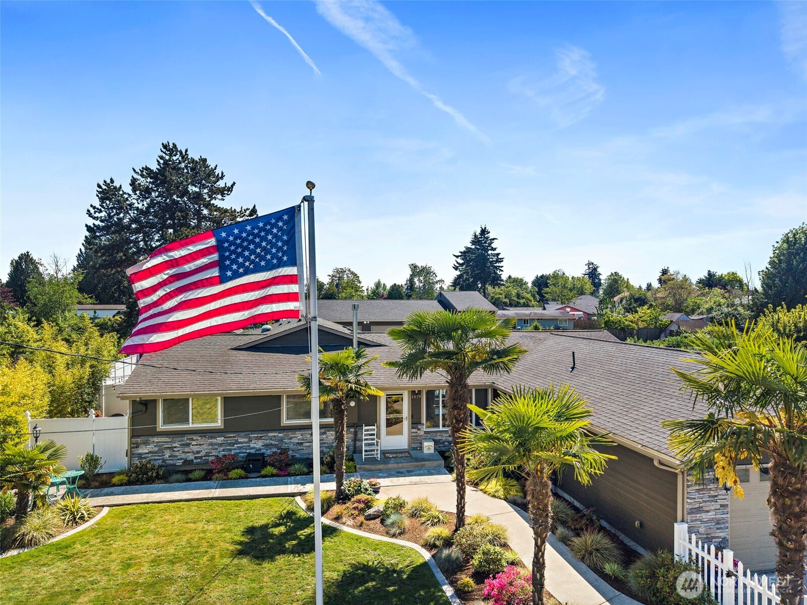 1419 S 240th Street, Des Moines, WA 98198