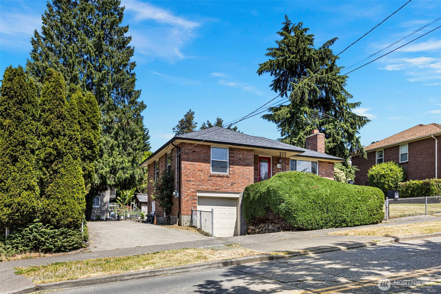 1210 S Lucile Street, Seattle, WA 98108