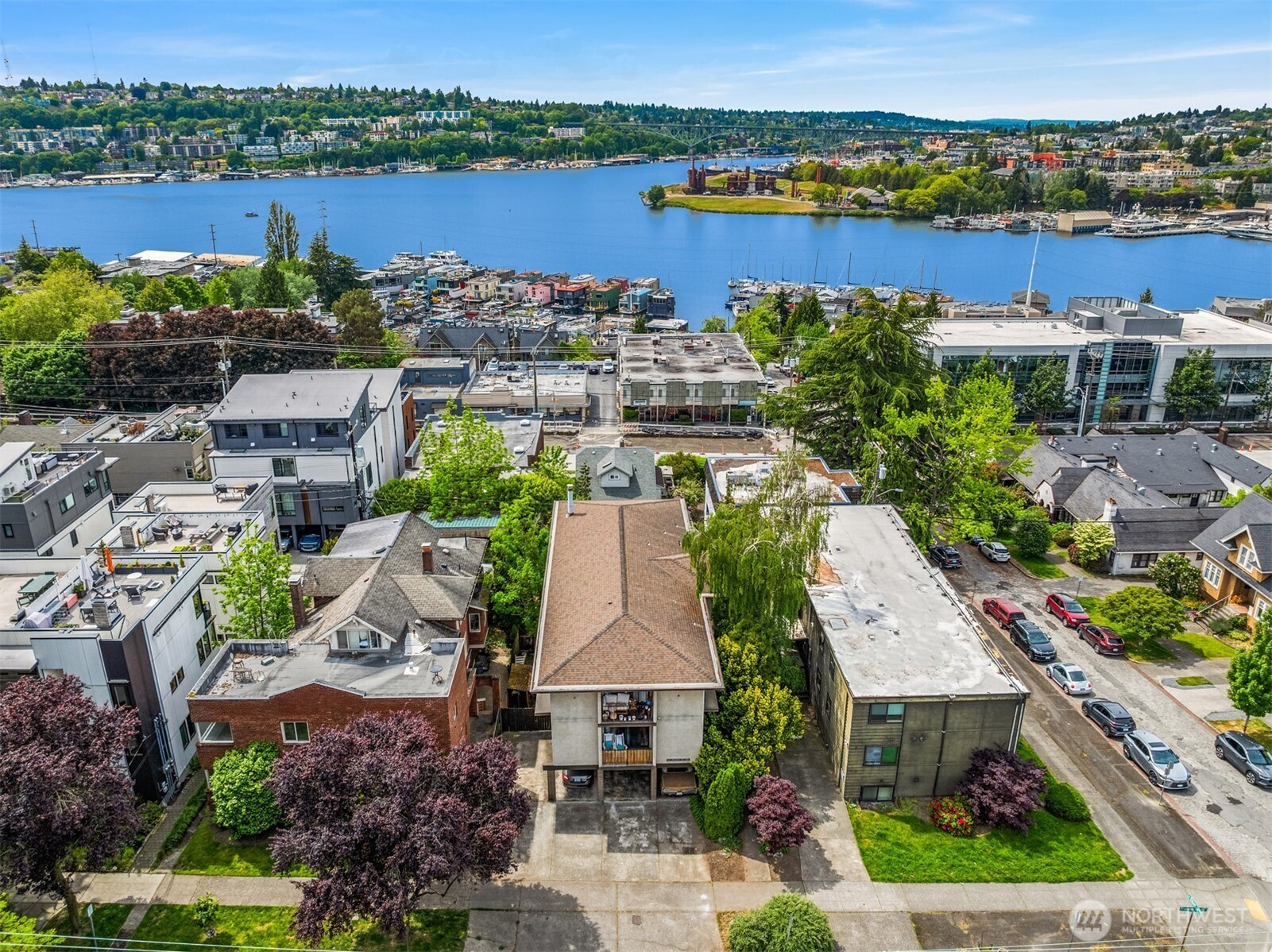 2633 Franklin Avenue E, Seattle, WA 98102