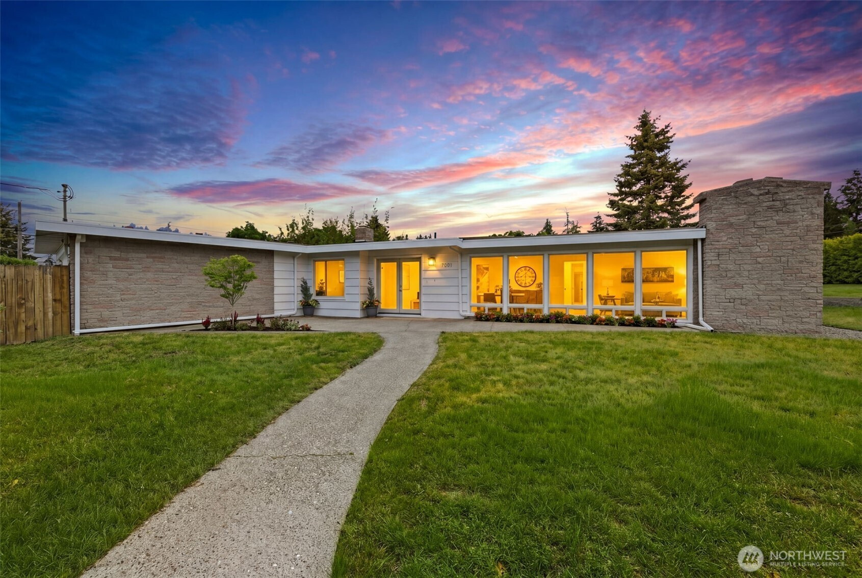 7001 N 13th Street, Tacoma, WA 98406