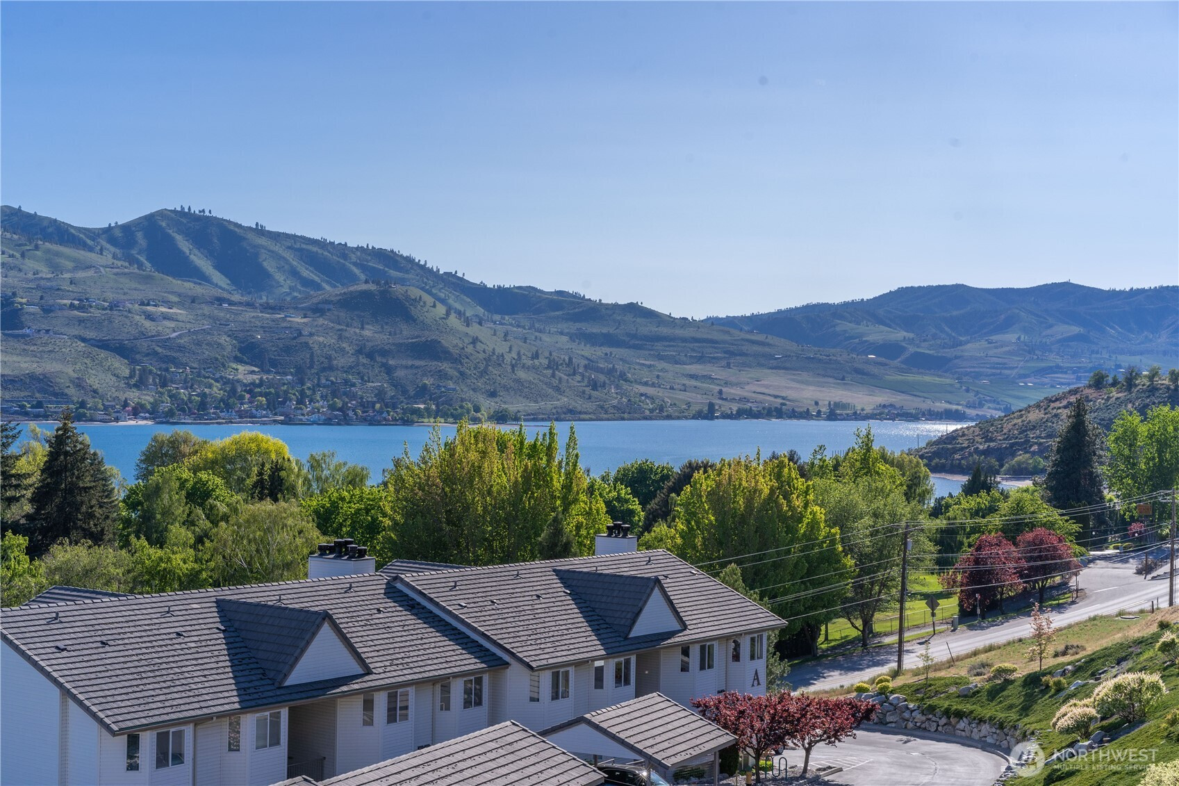 808 W Manson Highway, Chelan, WA 98816