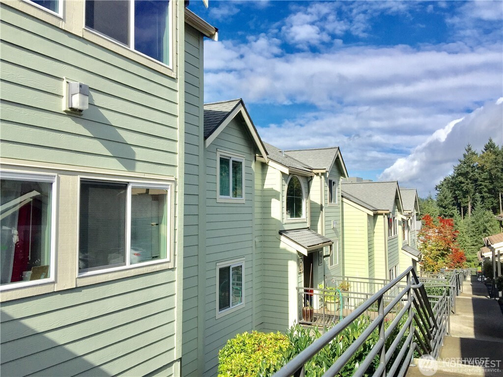3819 130th Lane SE, Bellevue, WA 98006