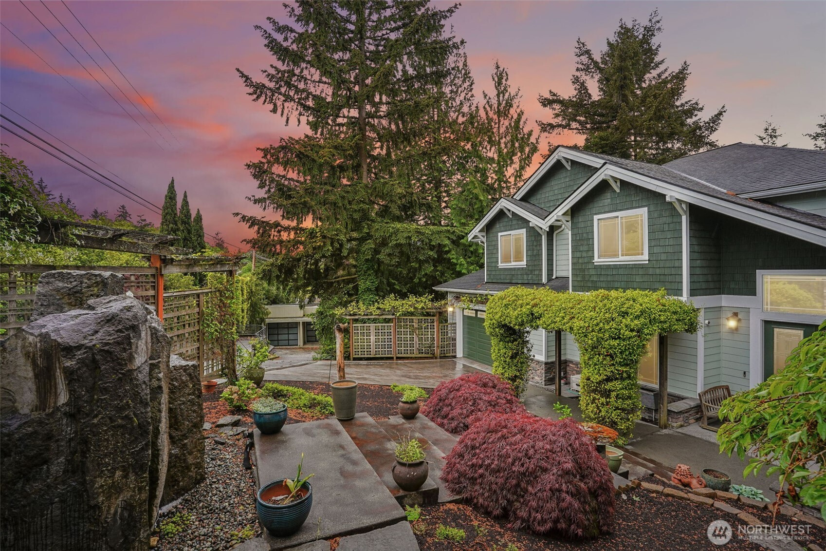 13128 SE Newport Way, Bellevue, WA 98006