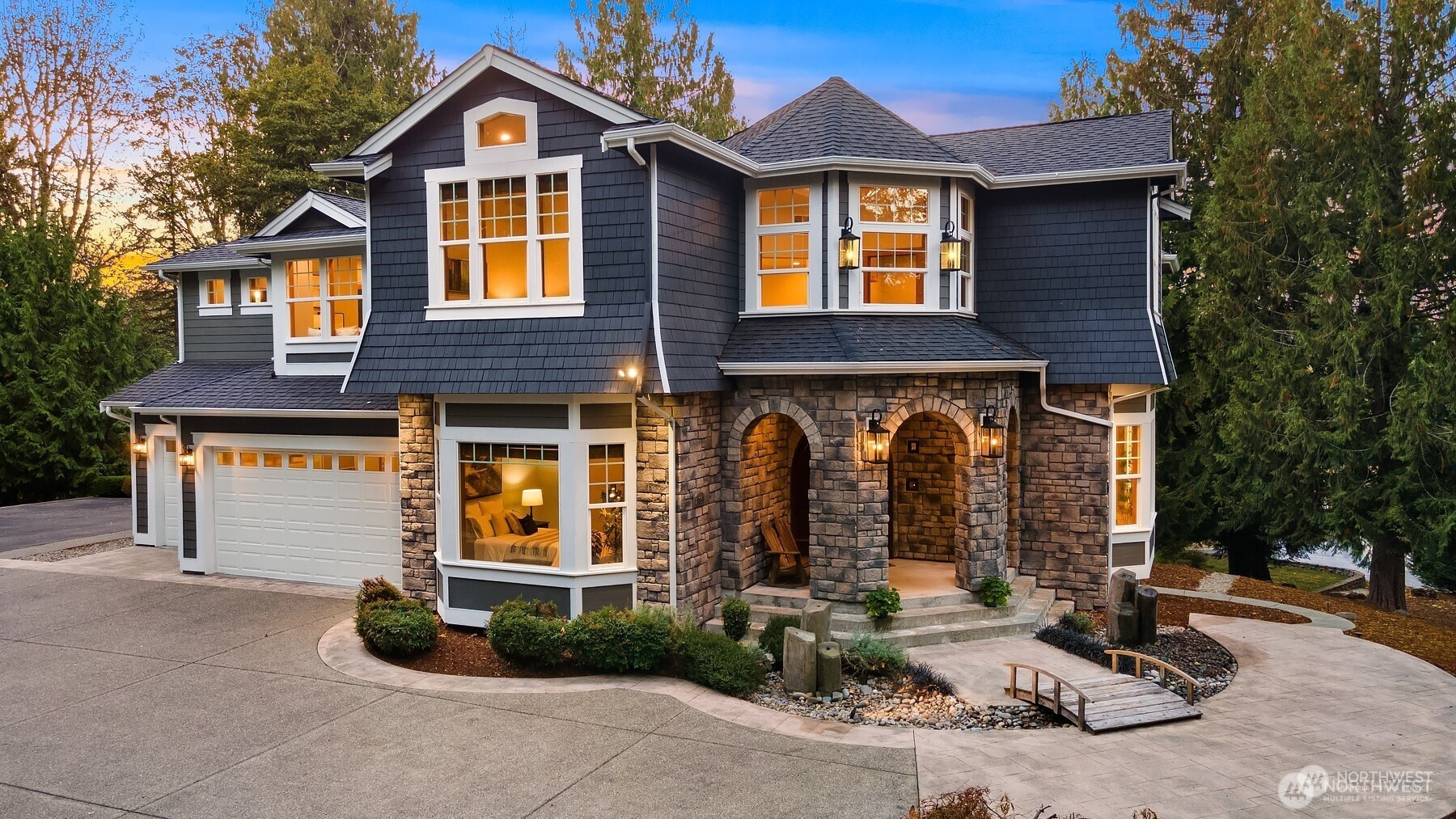 25935 SE 235th Way, Maple Valley, WA 98038
