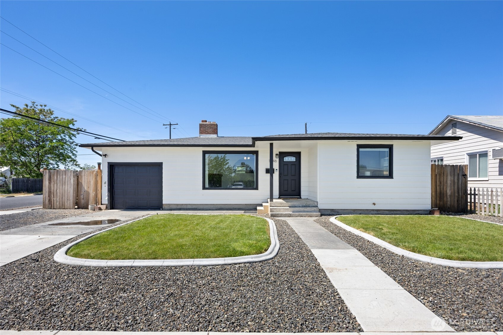 1046 W Gem Avenue, Moses Lake, WA 98837