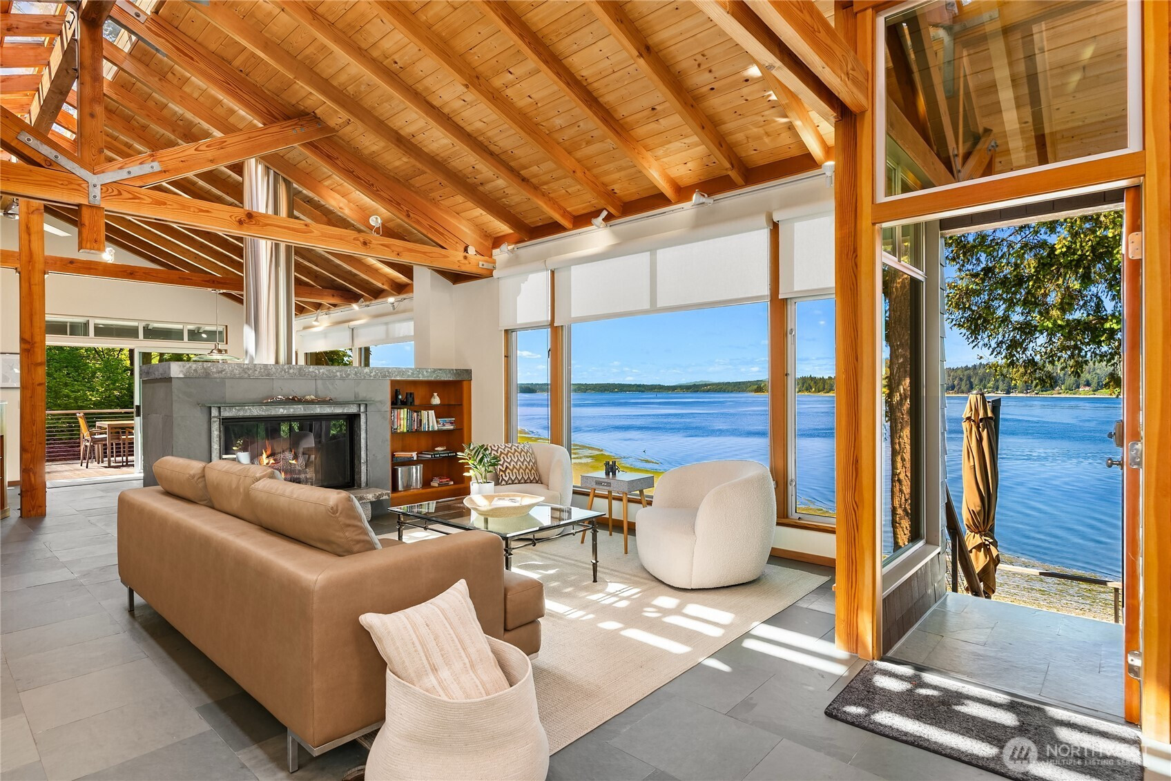 16221 Reitan Road NE, Bainbridge Island, WA 98110