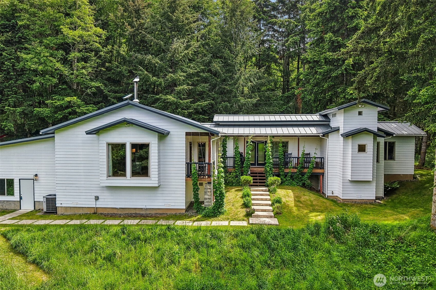 873 Mountain View Road, Kalama, WA 98625