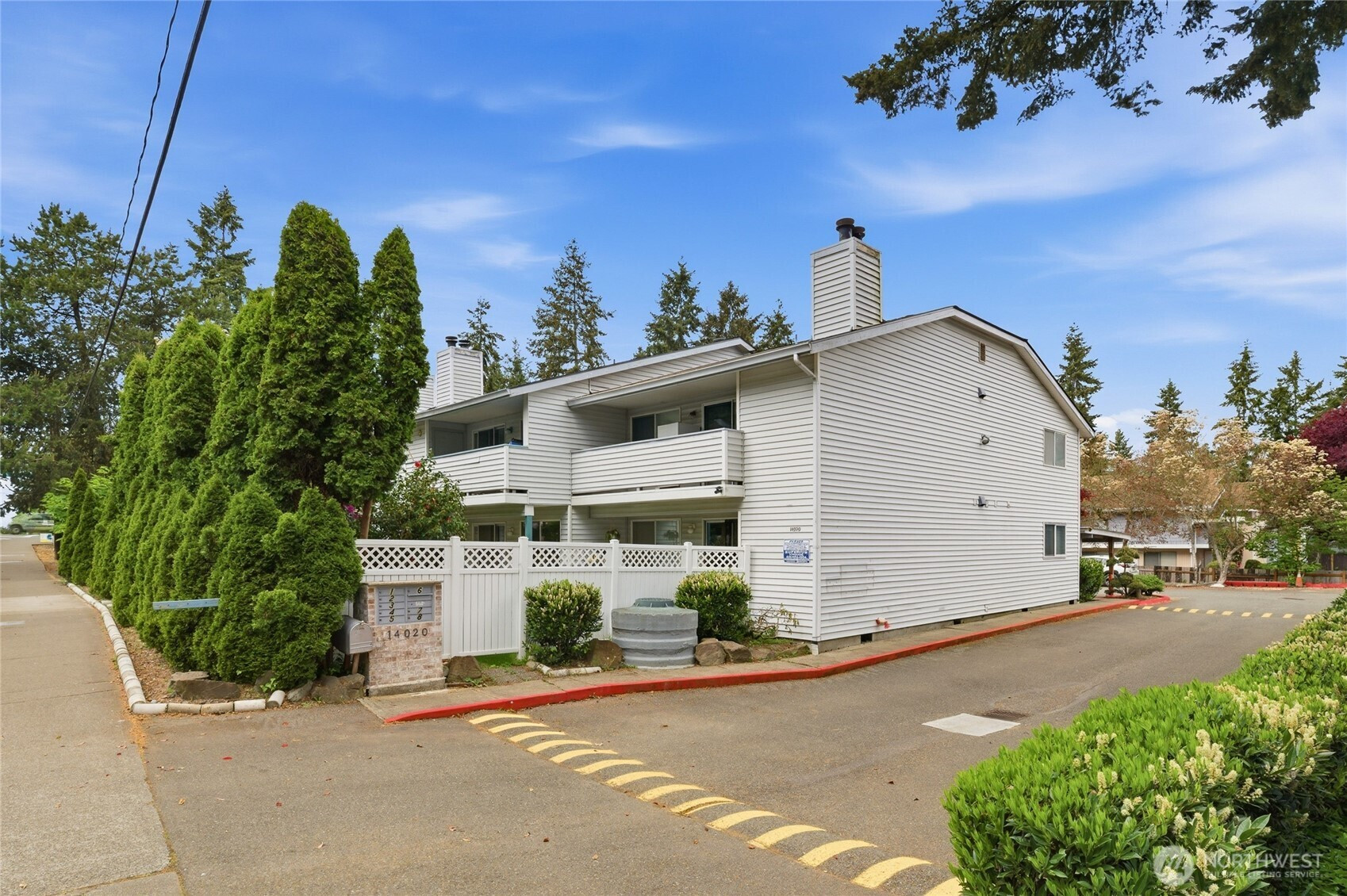 14020 SE 8th Street, Bellevue, WA 98007