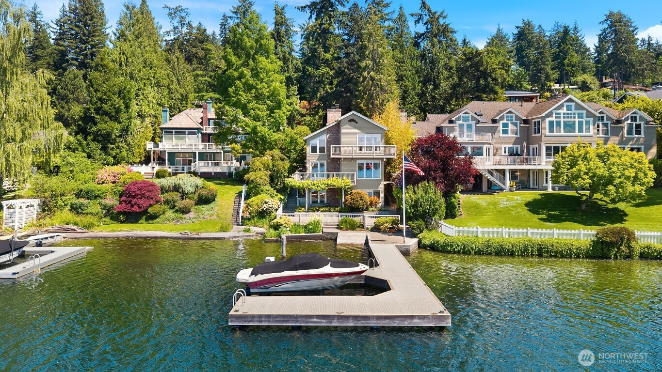 6225 77th Avenue SE, Mercer Island, WA 98040