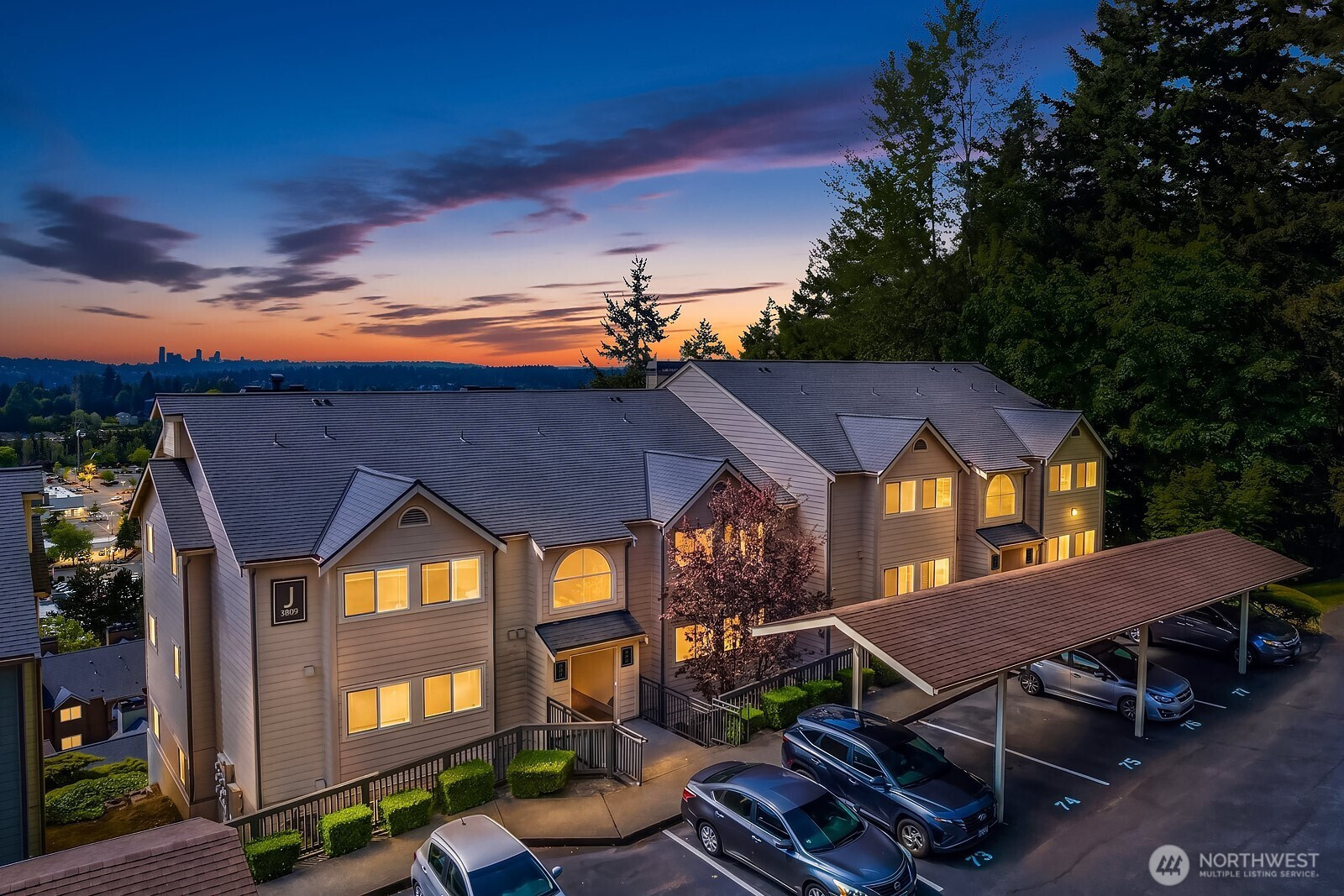 3809 131st Lane SE, Bellevue, WA 98006