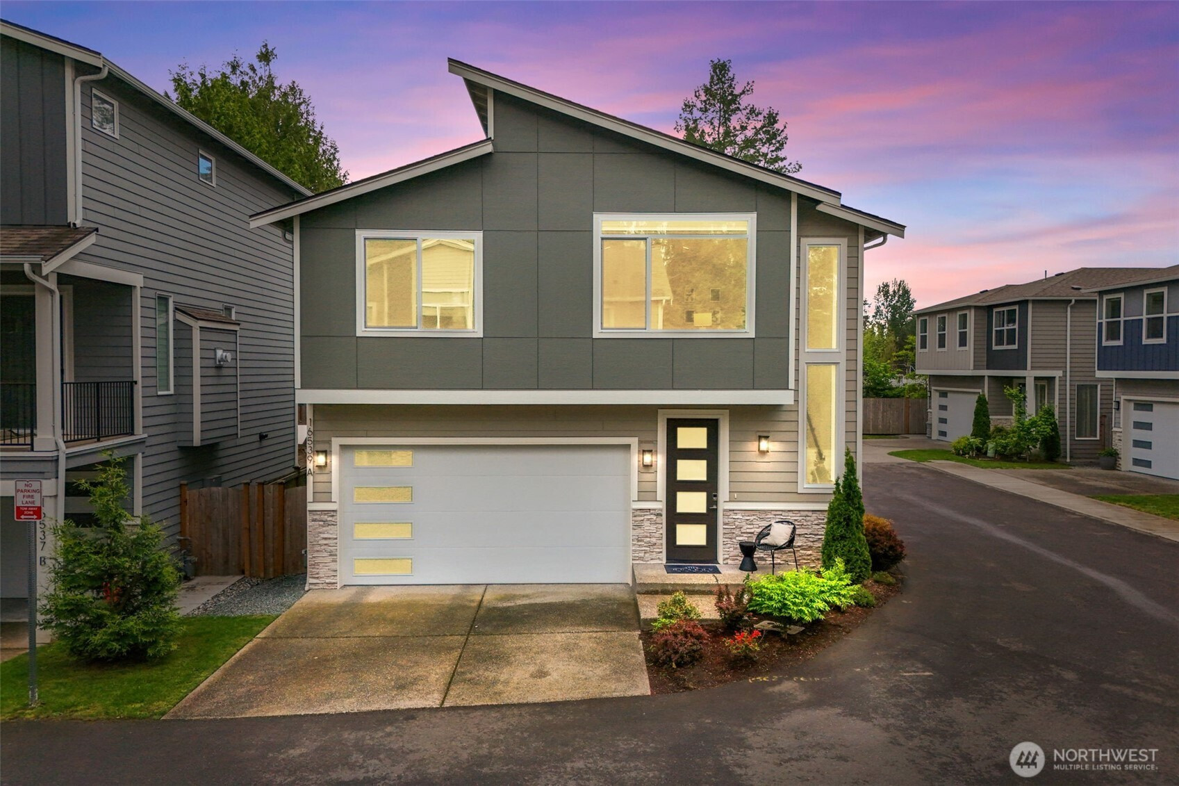 16539 8th Avenue NE, Shoreline, WA 98155