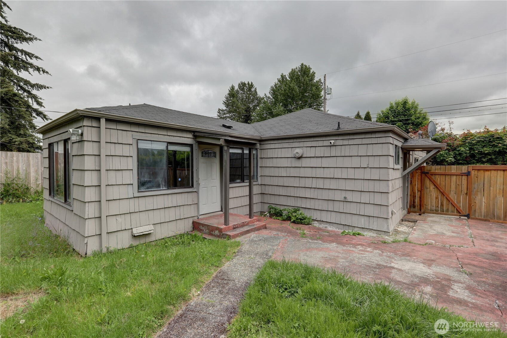 4609 S Thompson Avenue, Tacoma, WA 98408