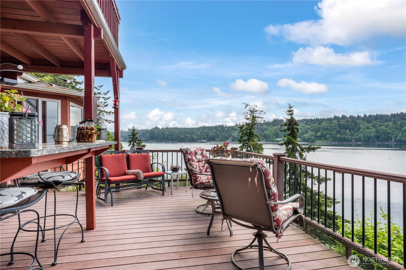 621 E Herron Boulevard NW, Lakebay, WA 98349