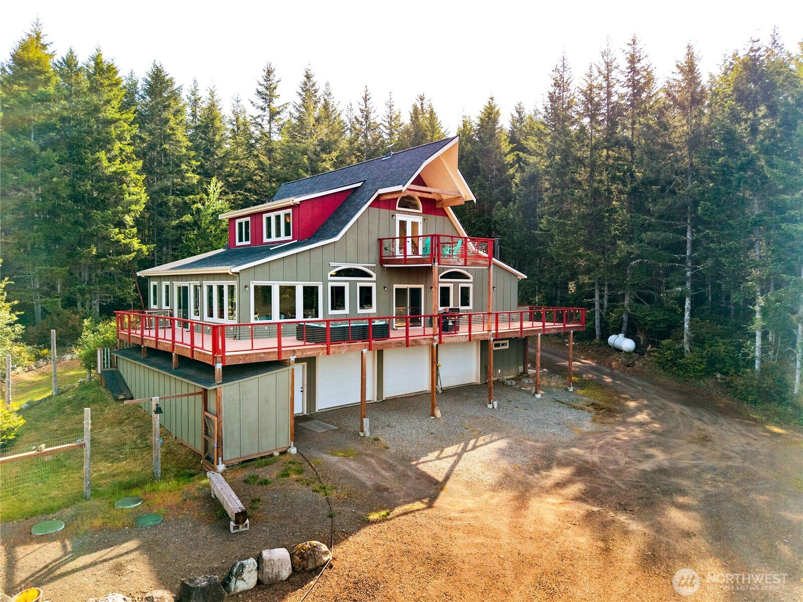 83 Octopus Court, Quilcene, WA 98376