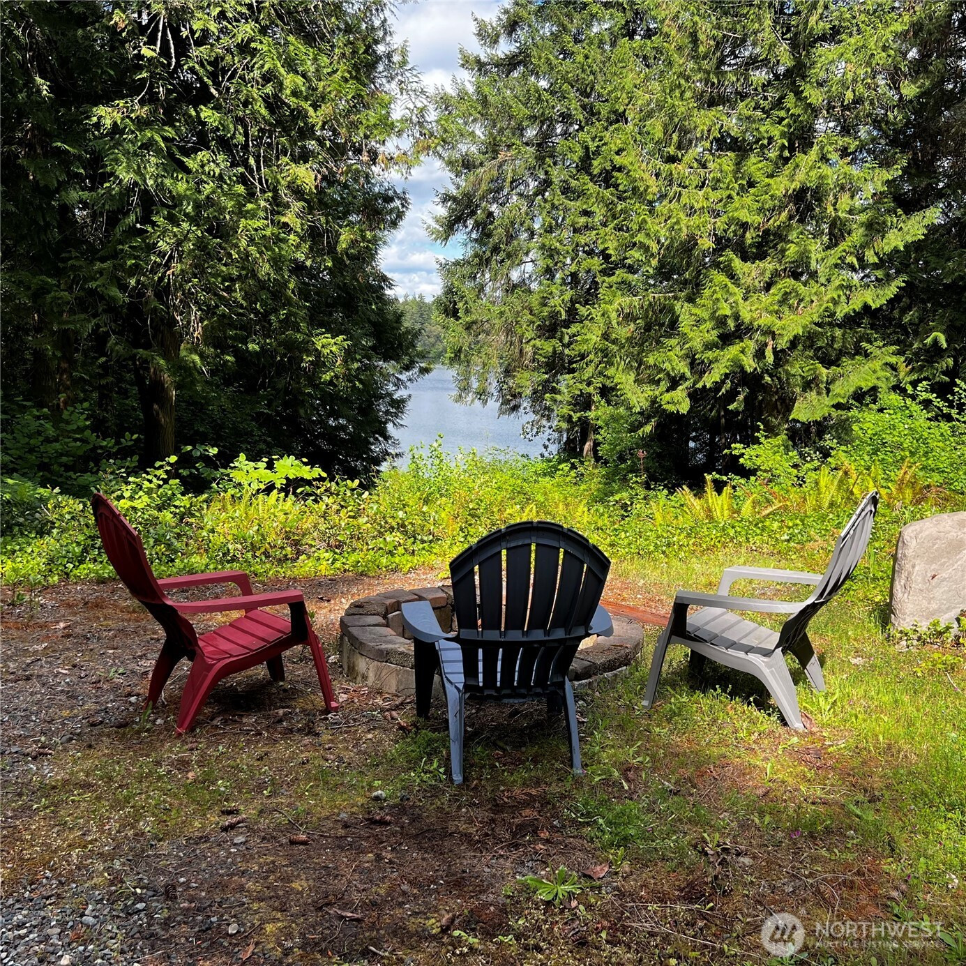 21950 Beachside Drive SE, Yelm, WA 98597