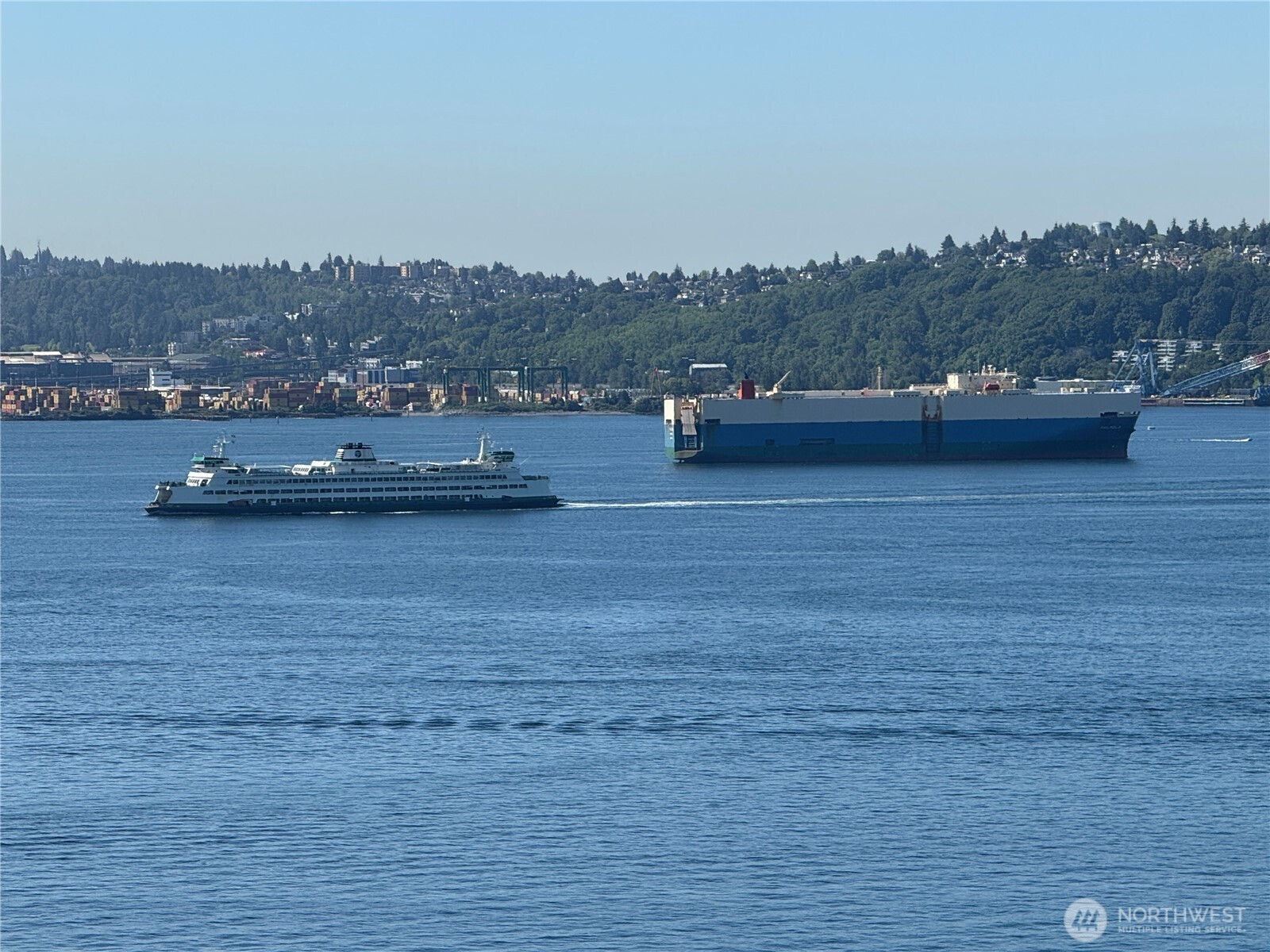 76 Cedar Street, Seattle, WA 98121