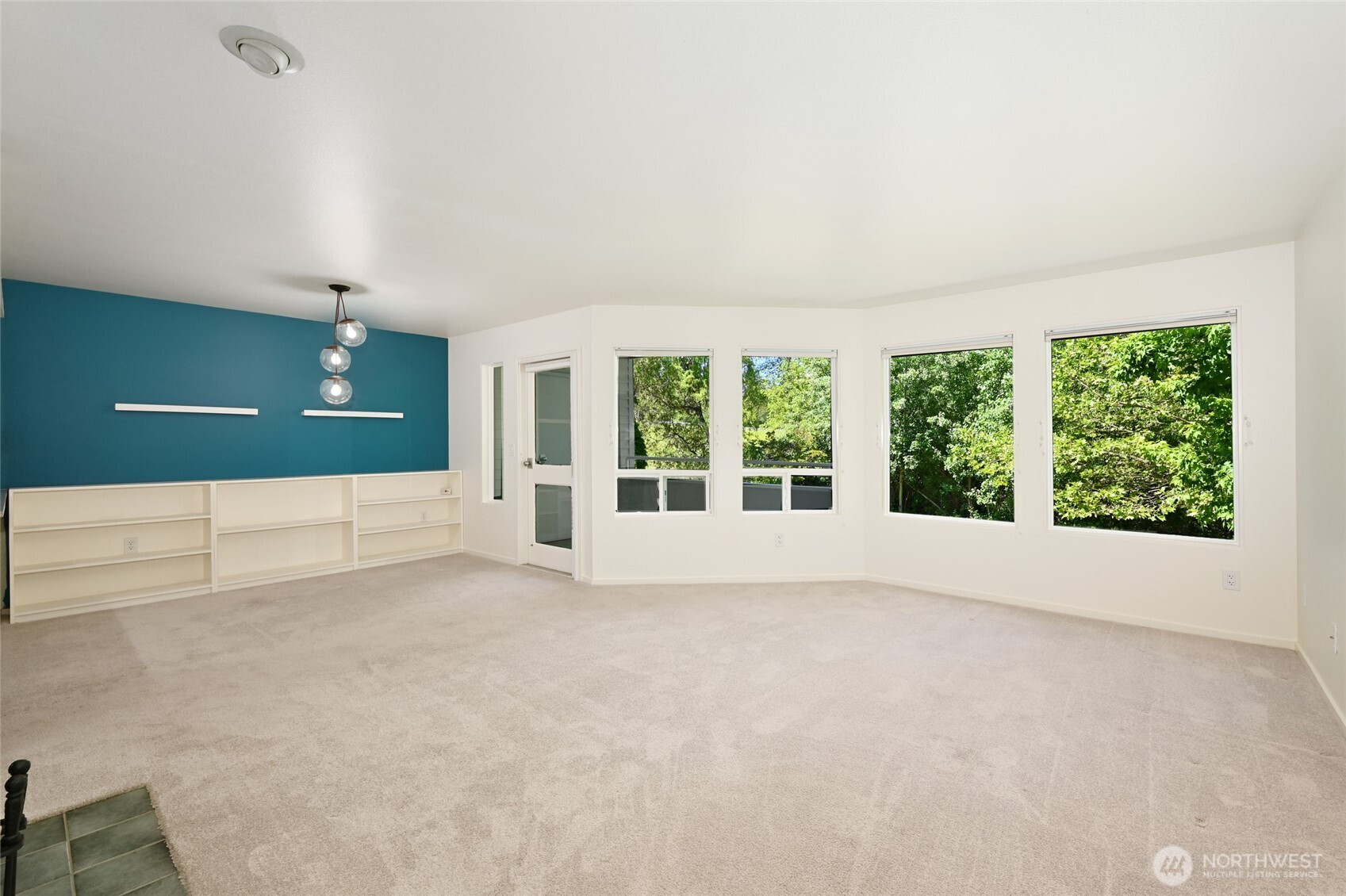 1220 6th Avenue S, Edmonds, WA 98020