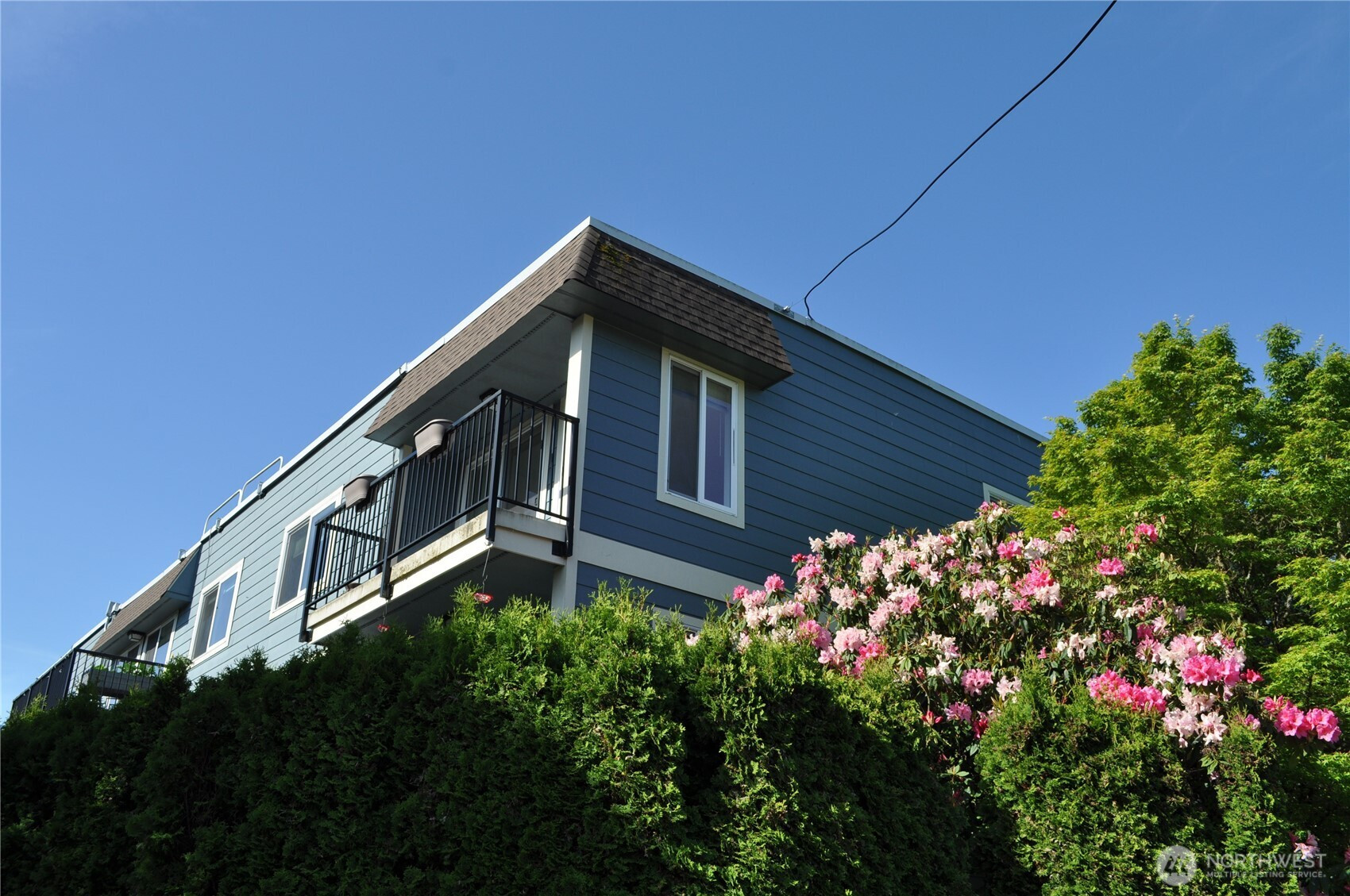10110 Greenwood Avenue N, Seattle, WA 98133