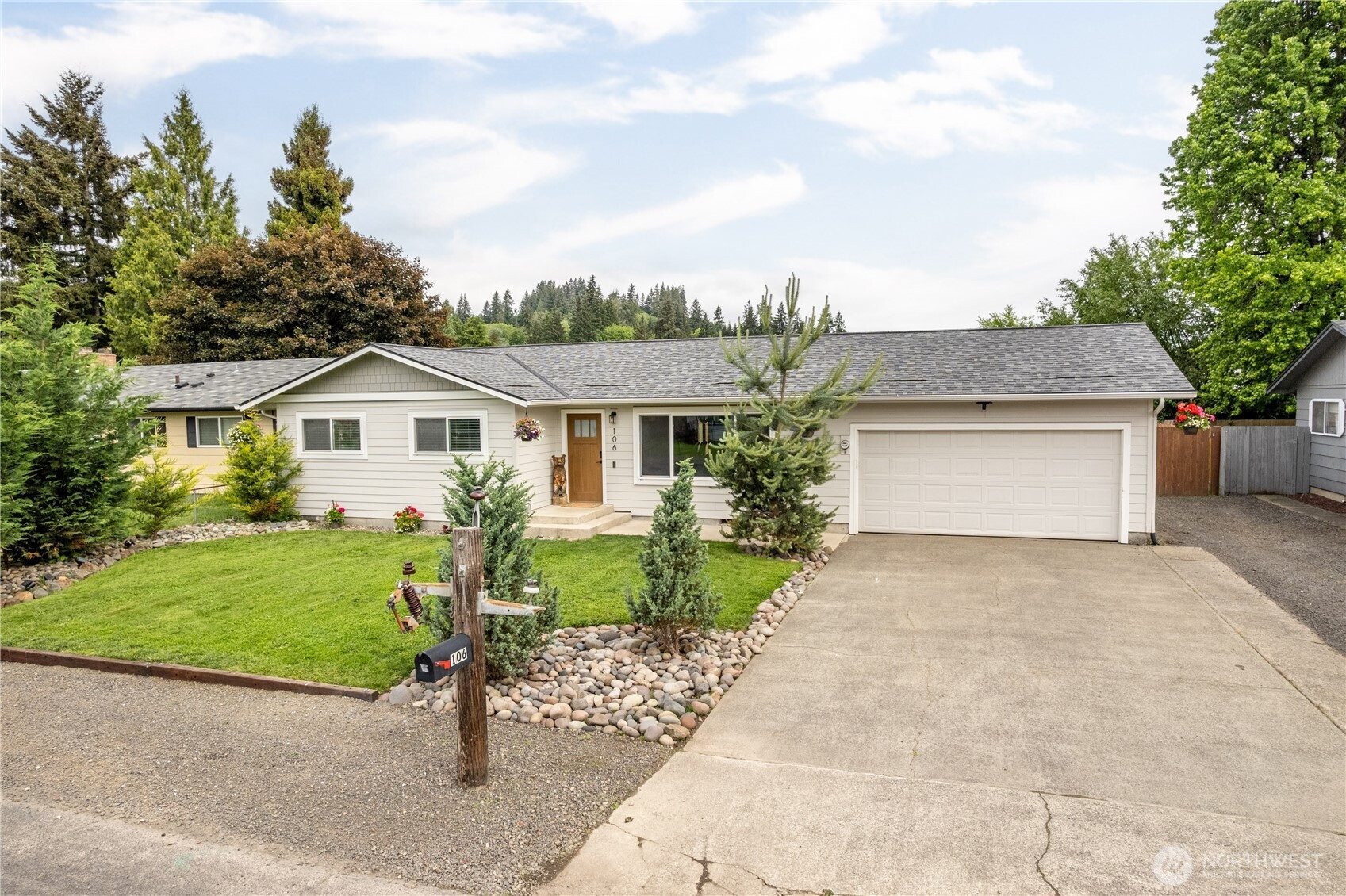 106 Monterey Drive, Kelso, WA 98626
