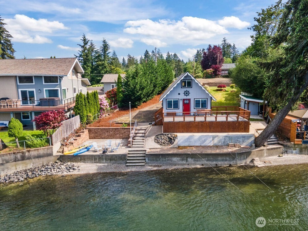 11 SE Skookum View Drive, Shelton, WA 98584