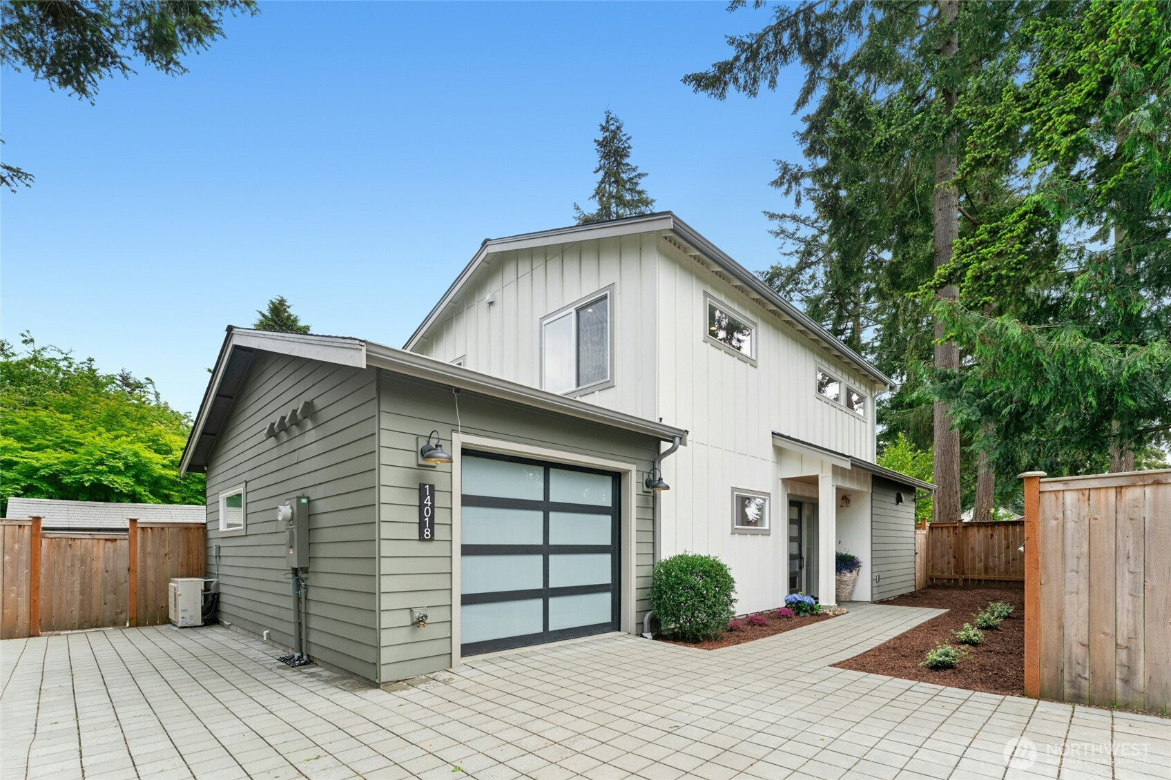 14018 2nd Avenue NW, Seattle, WA 98177