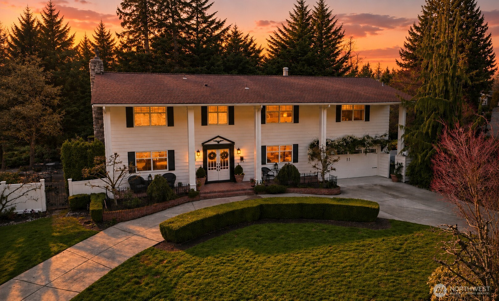 10506 Robin Hood Drive, Edmonds, WA 98020