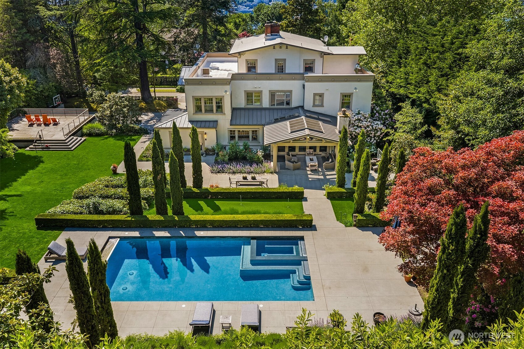 1642 Federal Avenue E, Seattle, WA 98122